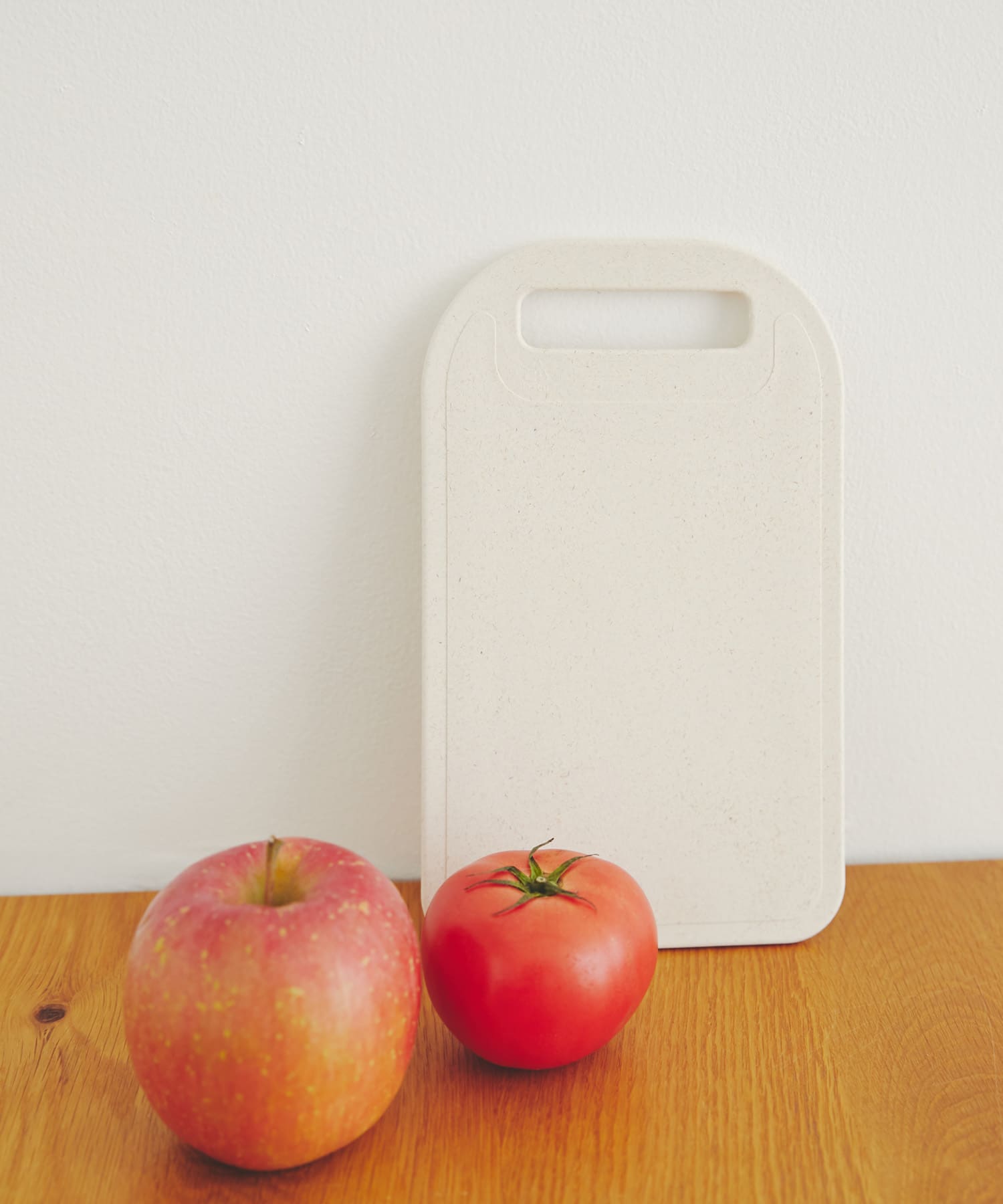 CINQ　Orthex カッティングボード M クリーム M