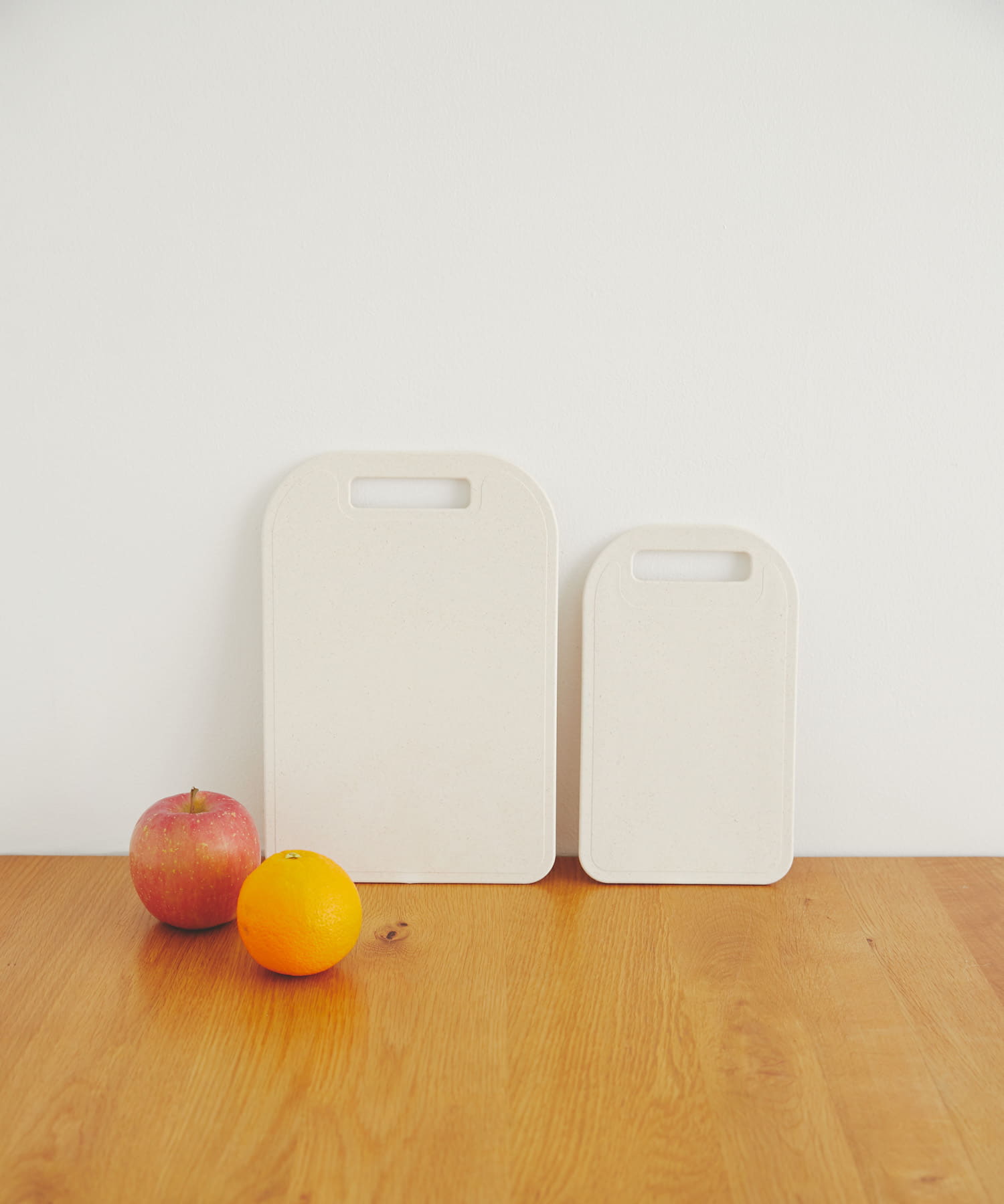 CINQ　Orthex カッティングボード M クリーム M