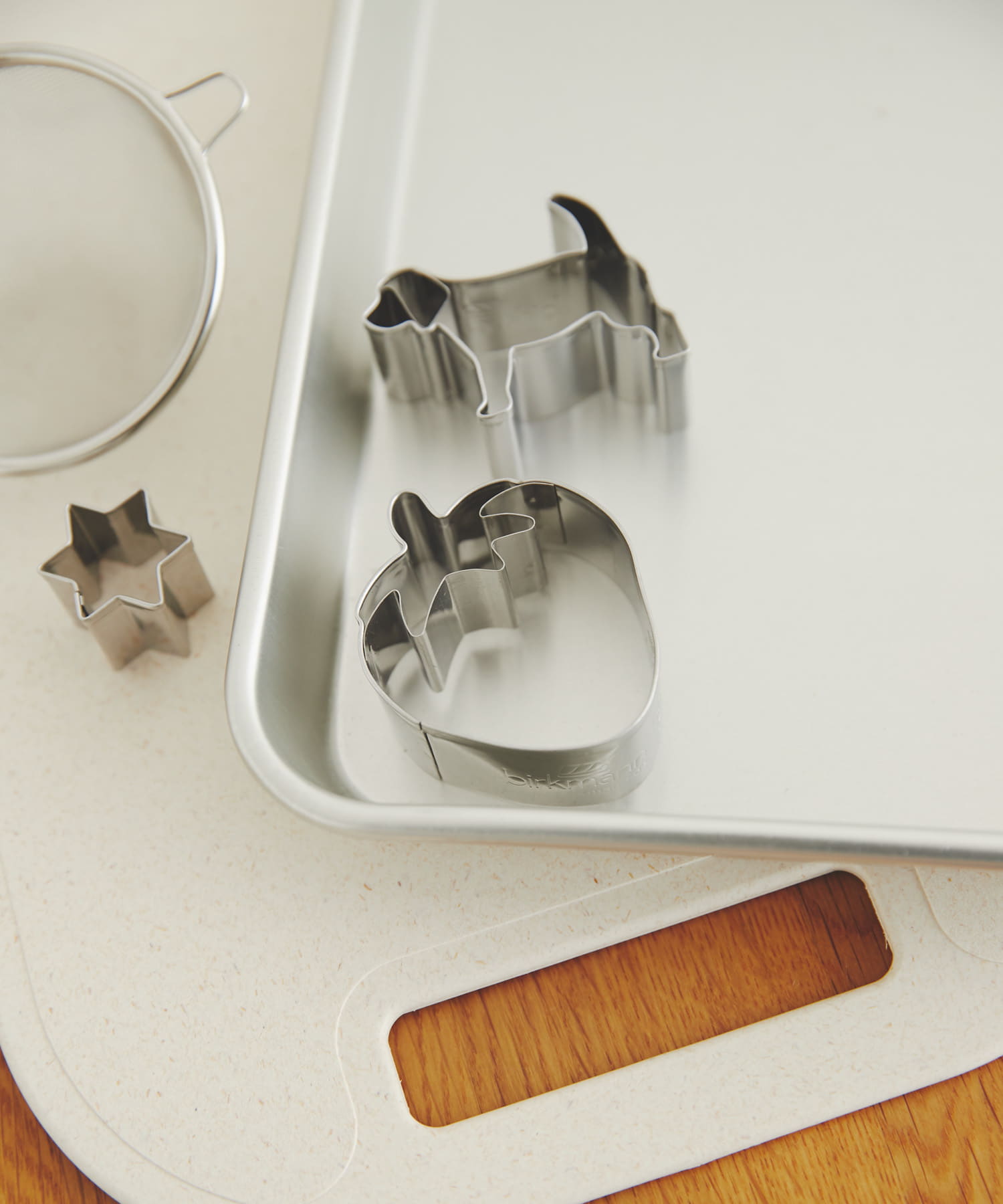 CINQ　Birlmann クッキー型 イチゴ - -