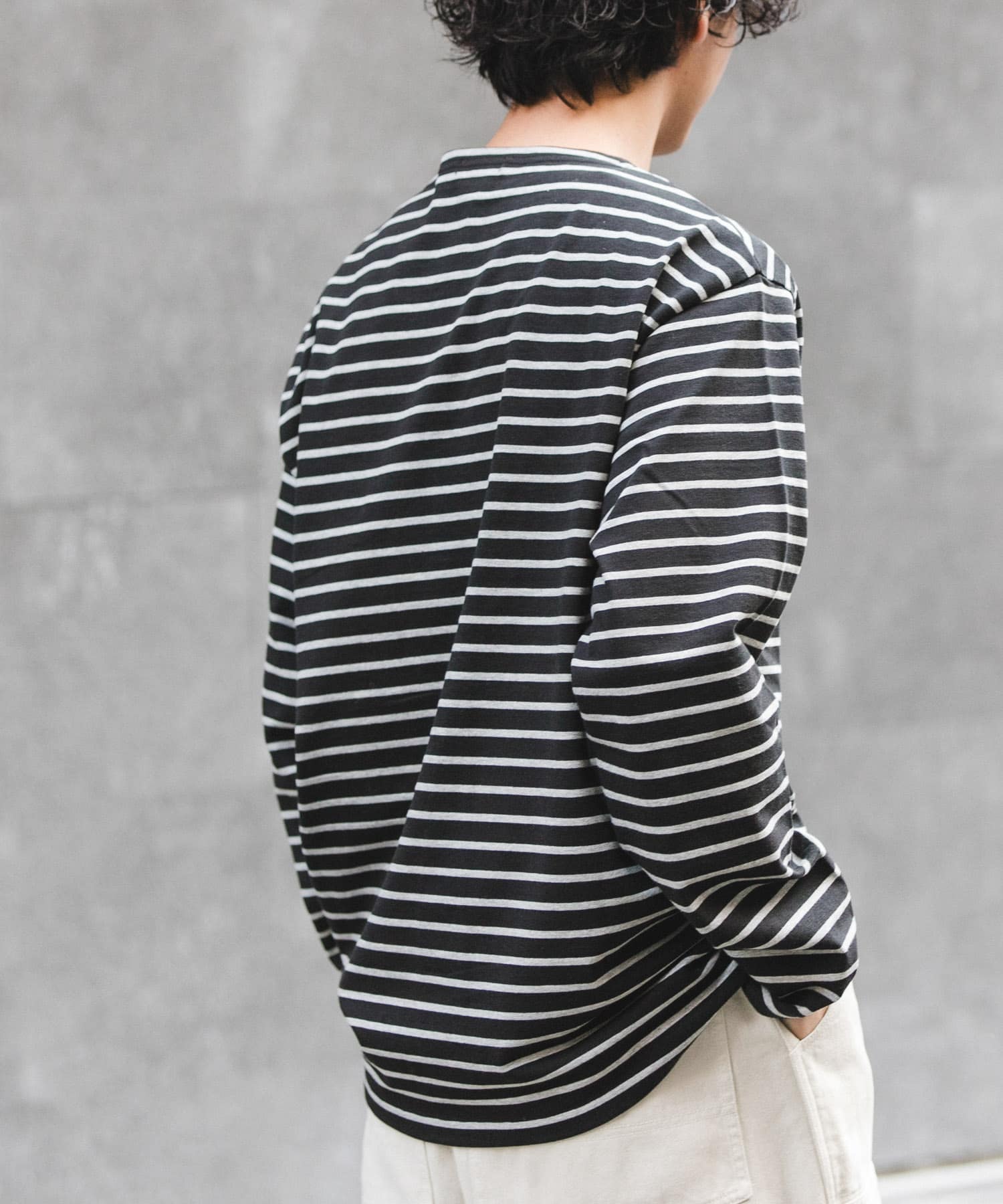 BLK×T.GRY