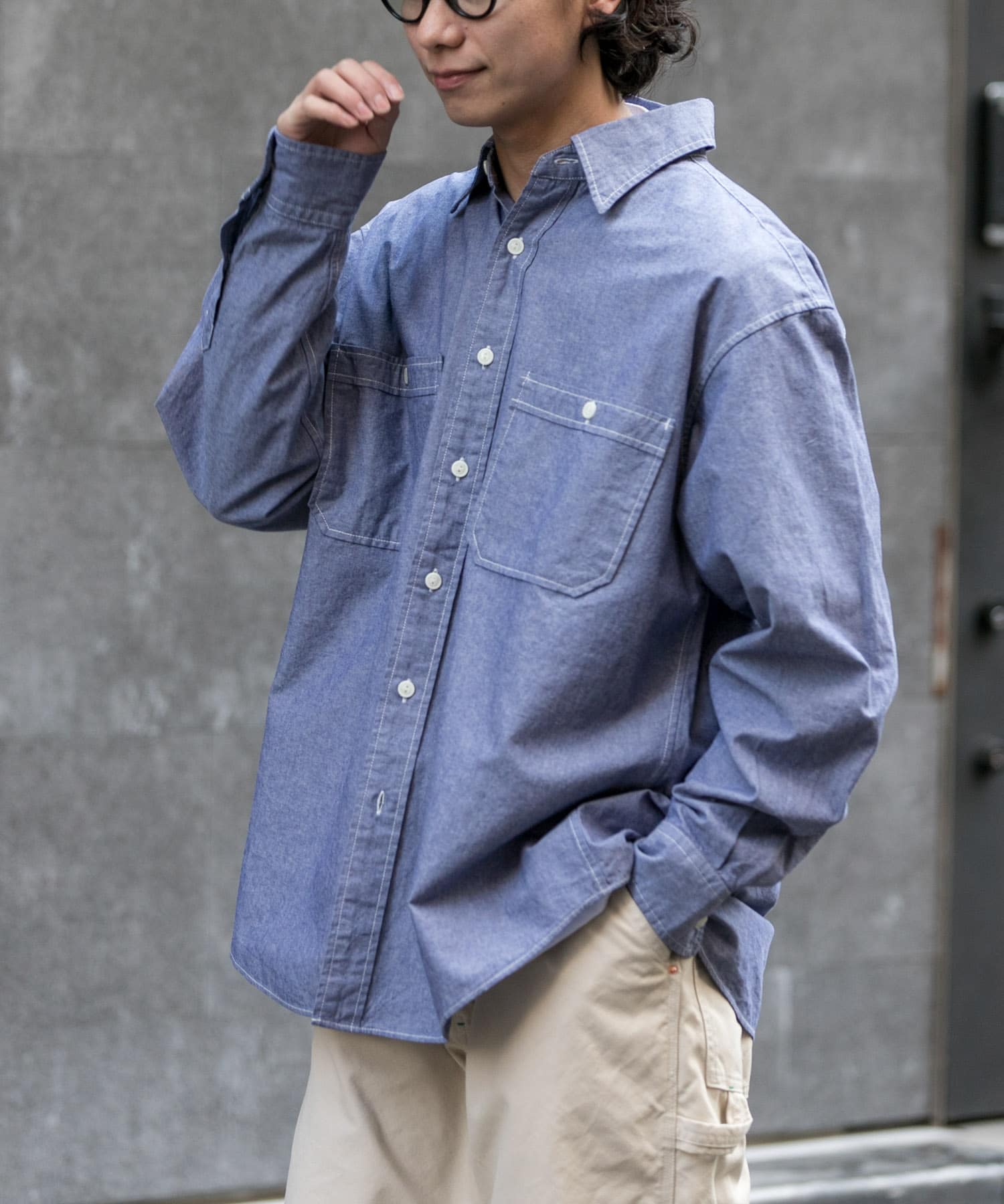 FORK&SPOON　ダブルポケットシャンブレーシャツ