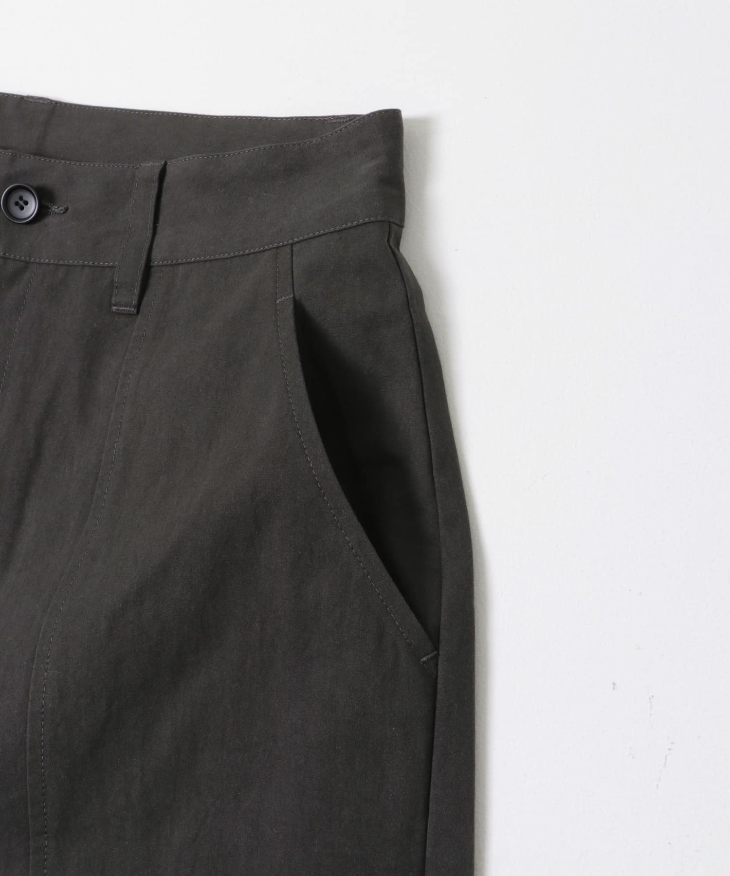 FORK&SPOON　センターシームパンツ CHARCOAL 1