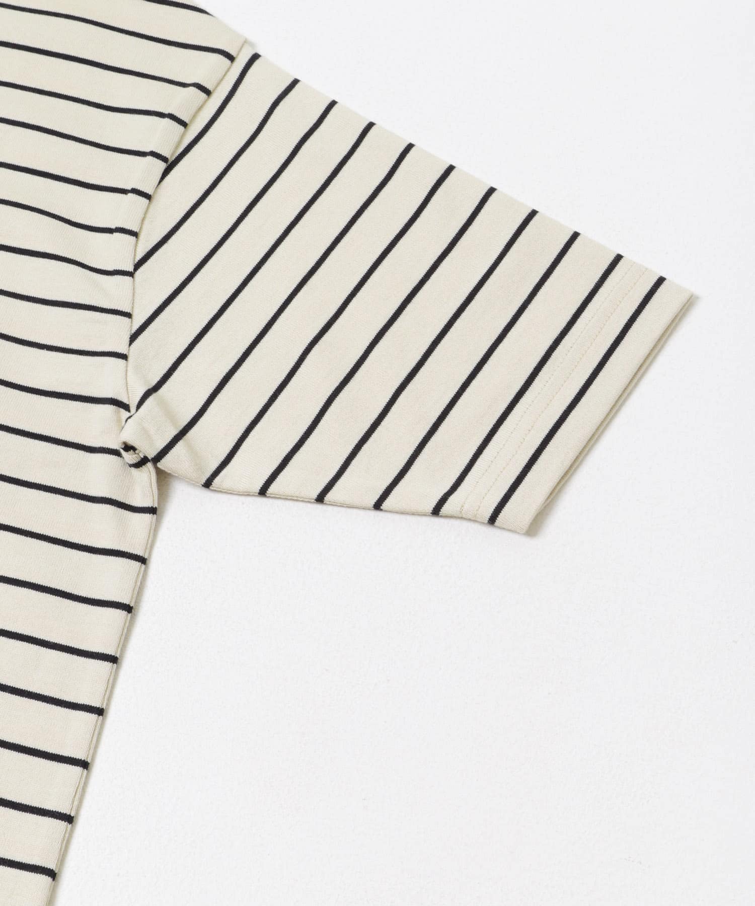 FORK&SPOON　ボトルネックショートスリーブTシャツ BEGｘBLK 1