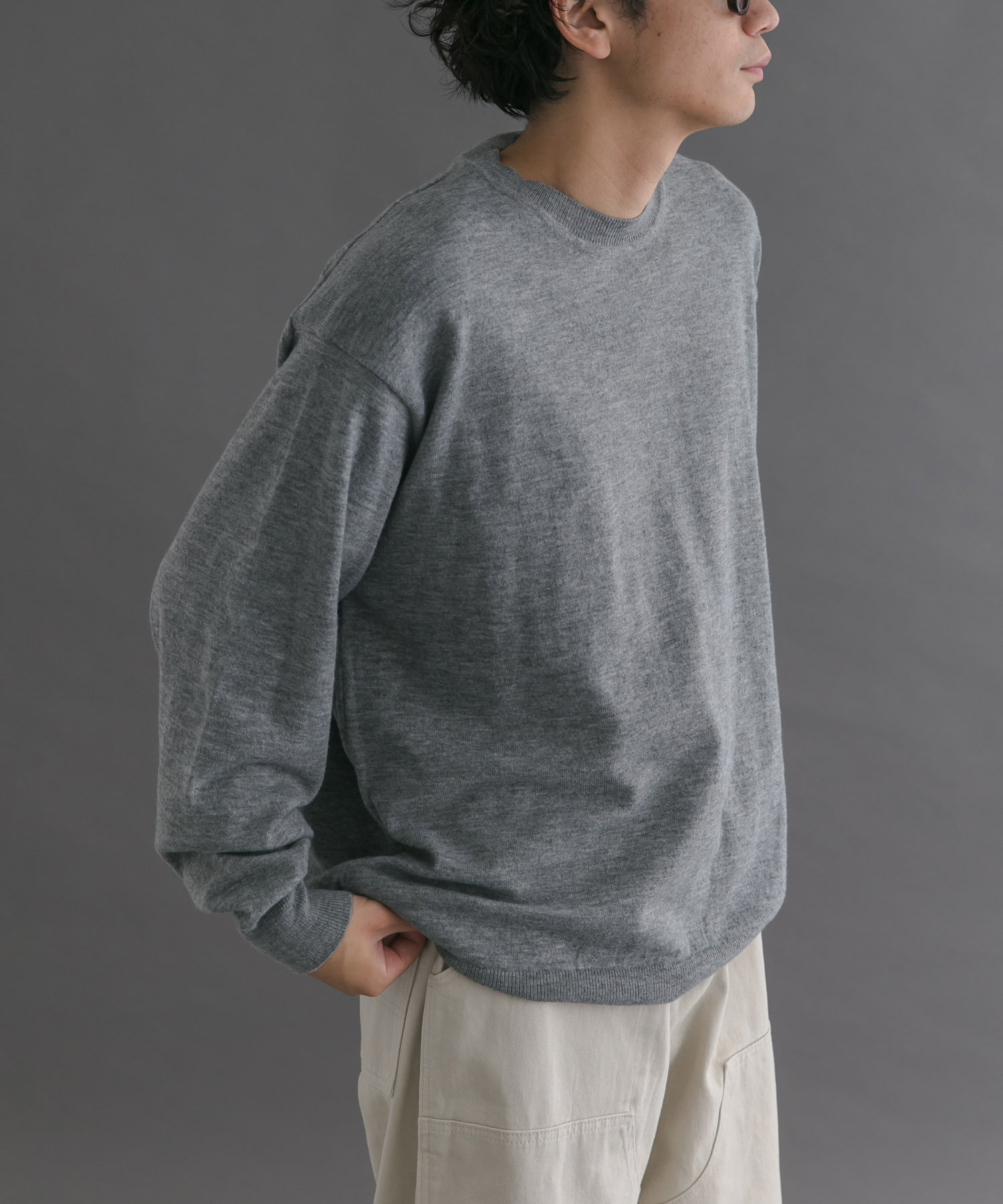 TOP GRAY