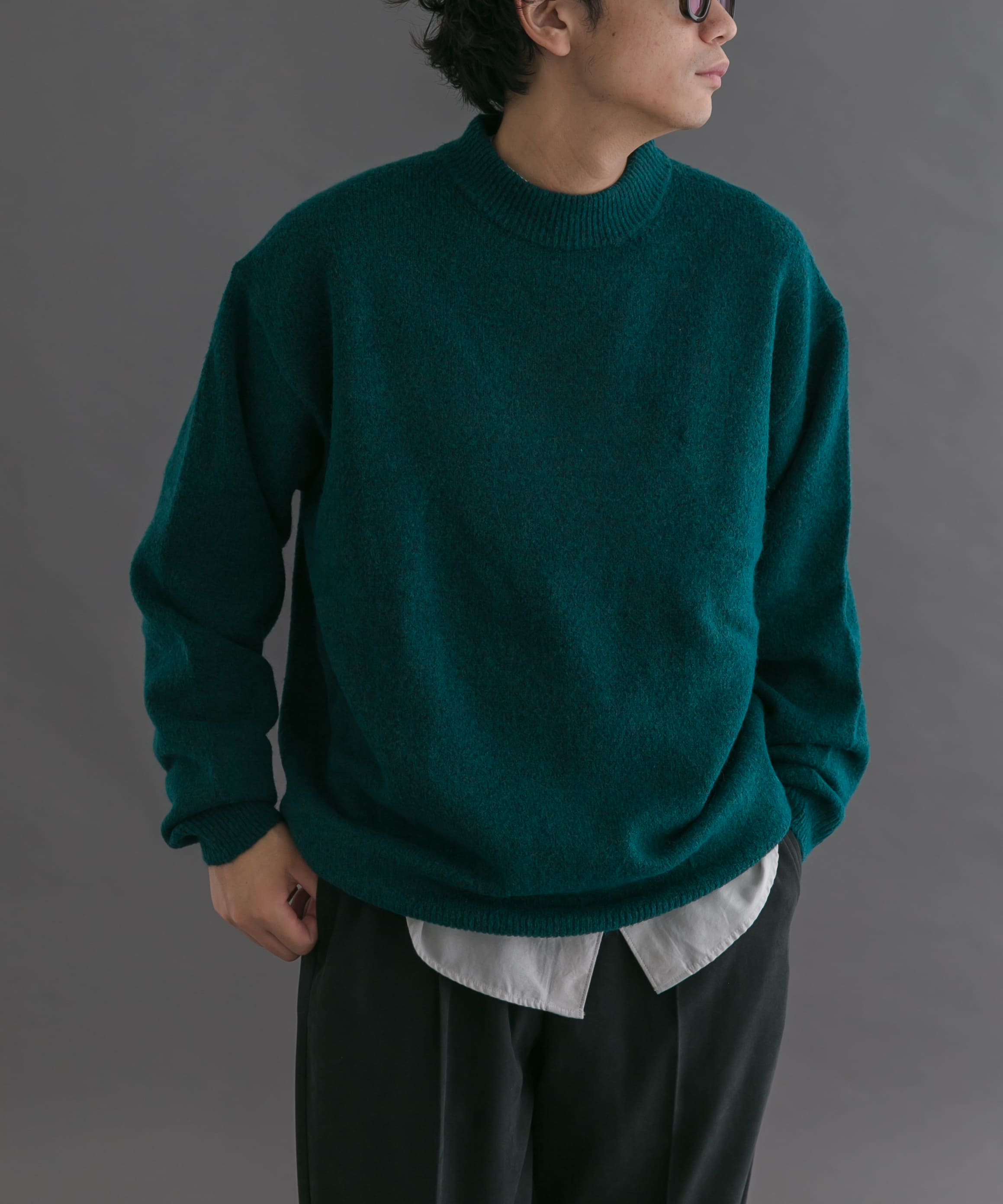 GREEN