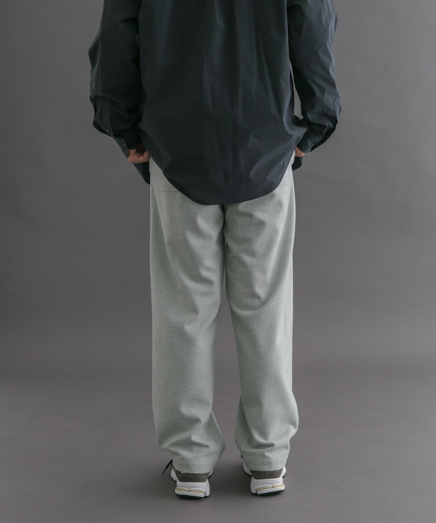 FORK&SPOON　ブラッシュドパンツ LIGHTGRAY 4