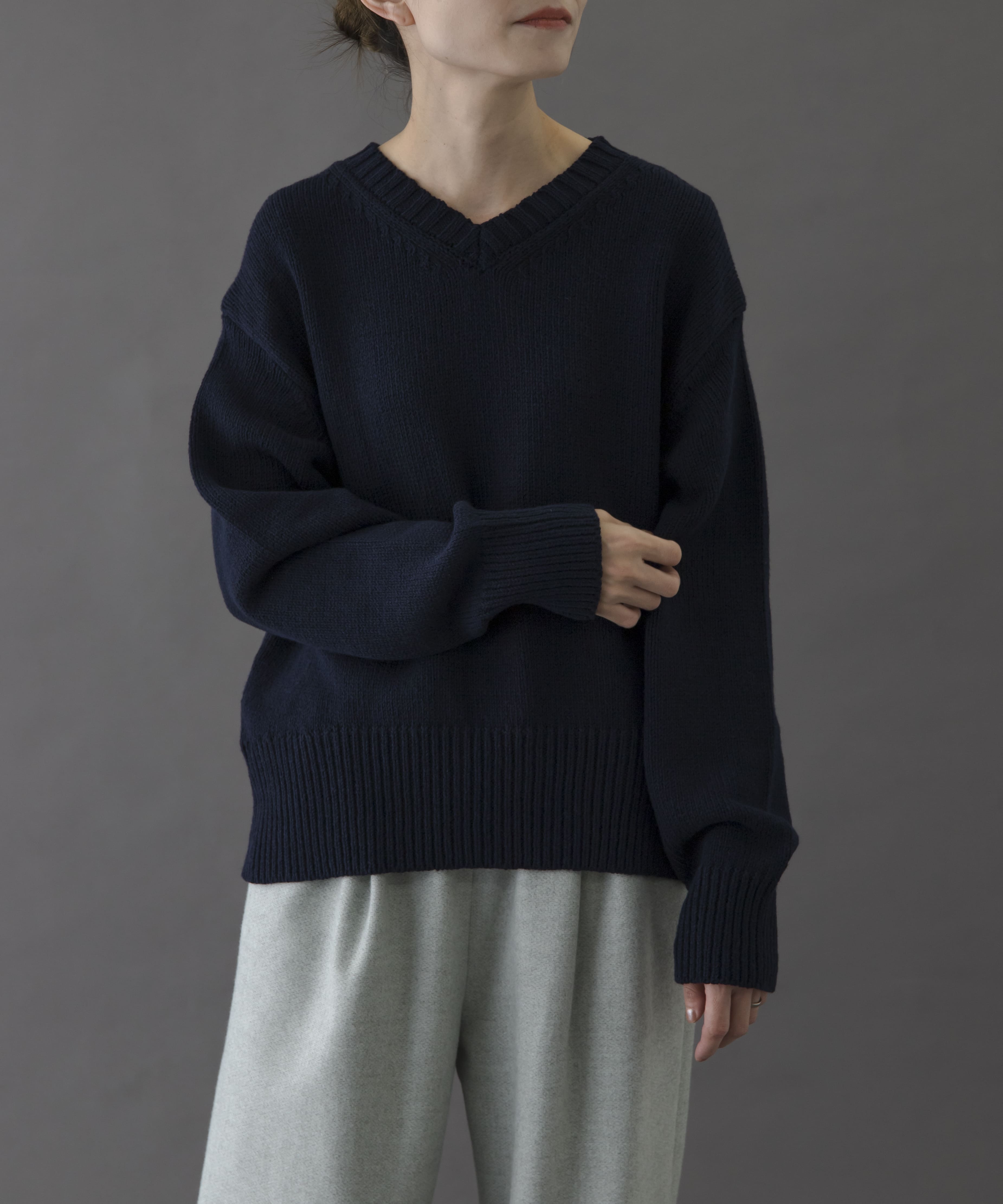 FORK&SPOON　Vネックニット