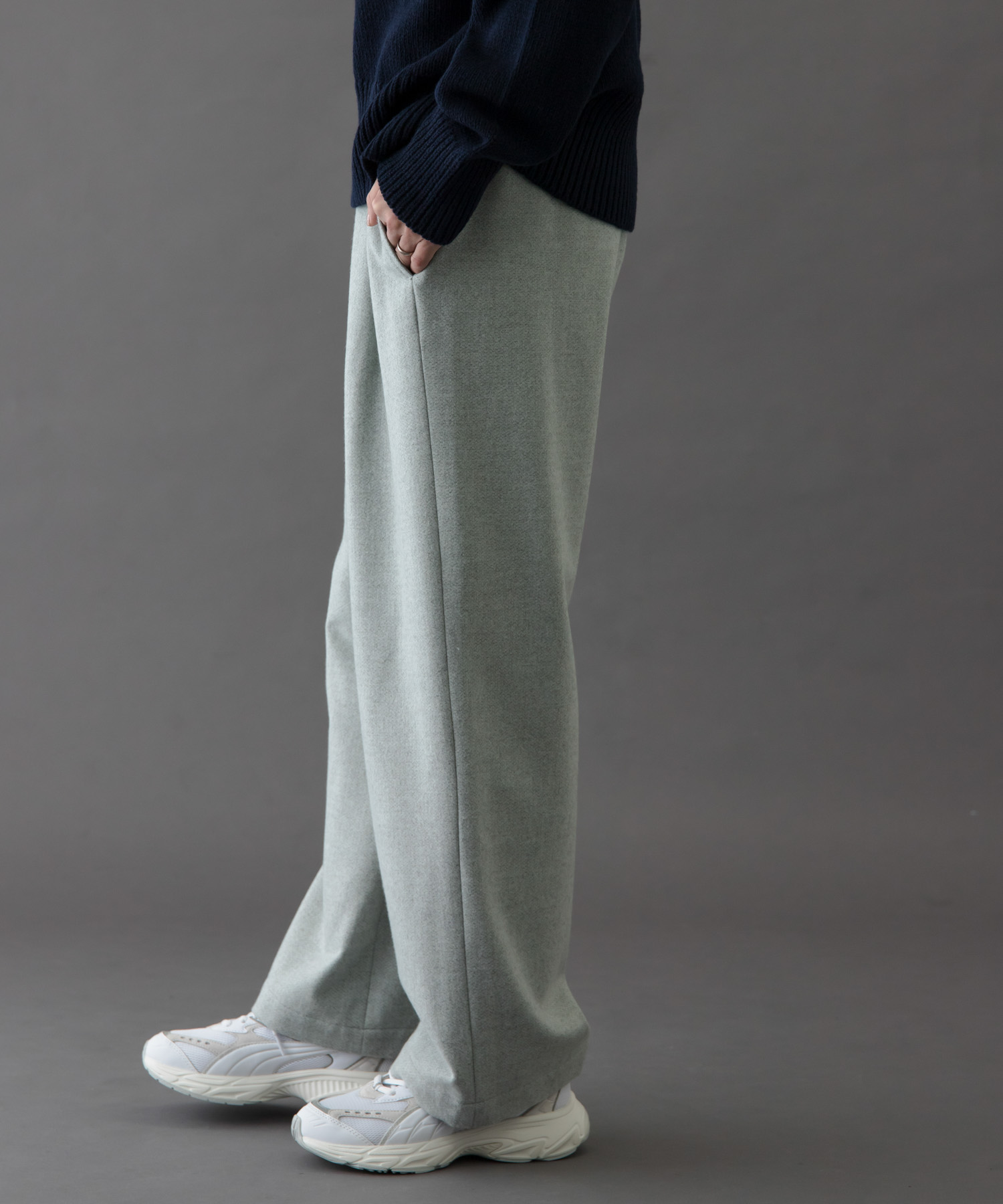 LIGHTGRAY