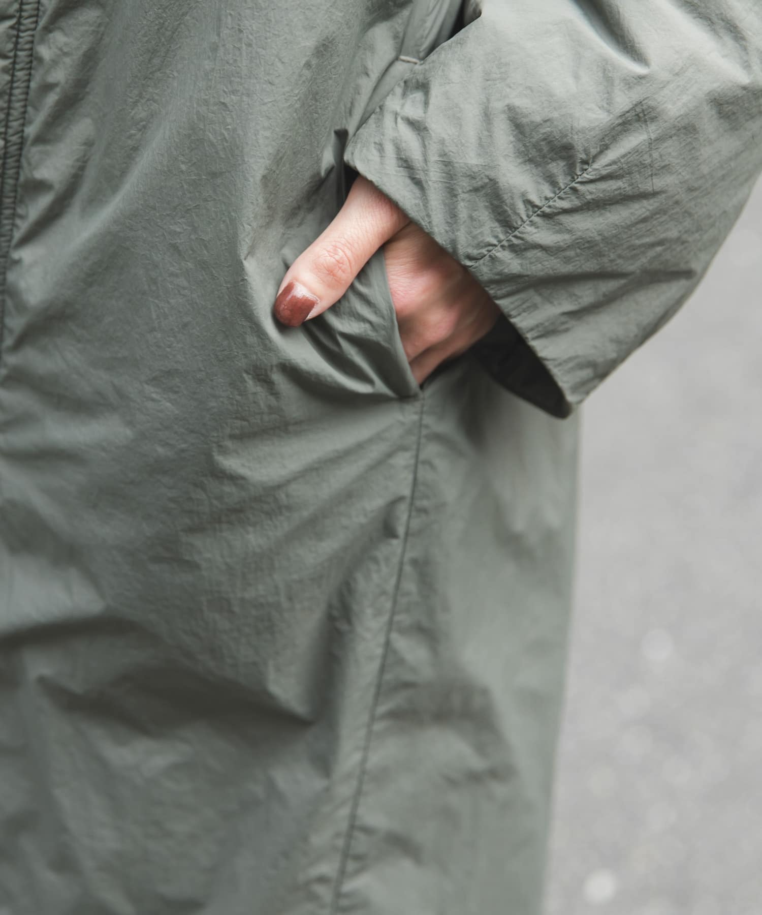 KHAKI