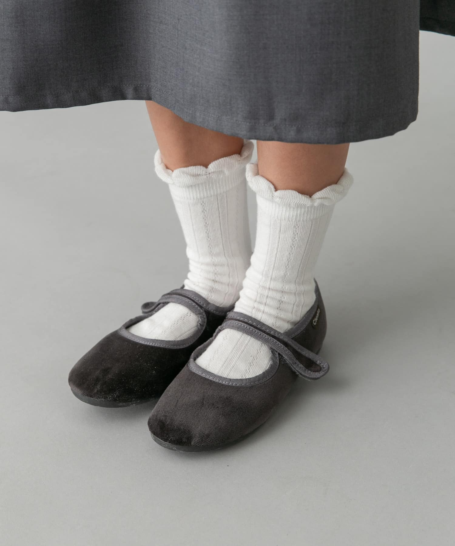 Cienta　ベロアストラップシューズ(KIDS) GRIS 16