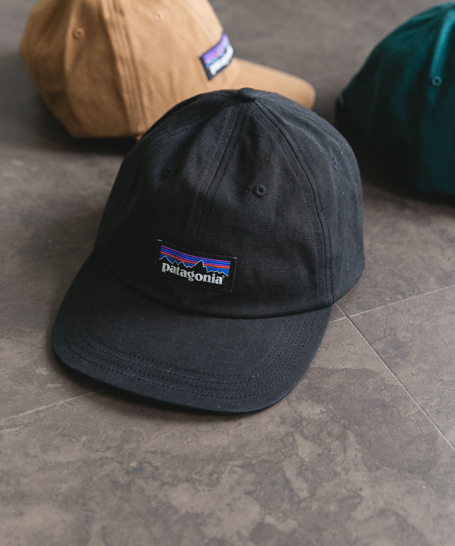 patagonia　P-6 Label Trad Cap