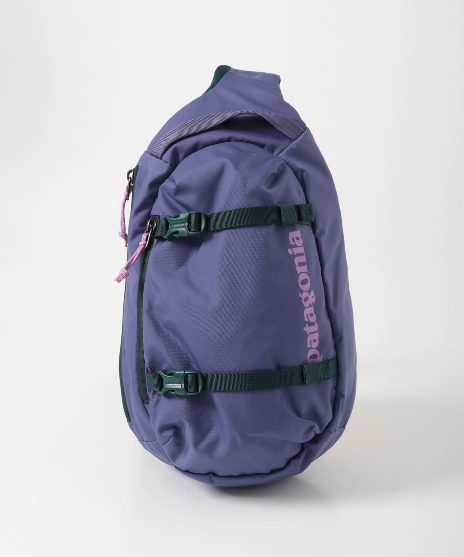 patagonia　Atom Sling 8L CUBL one