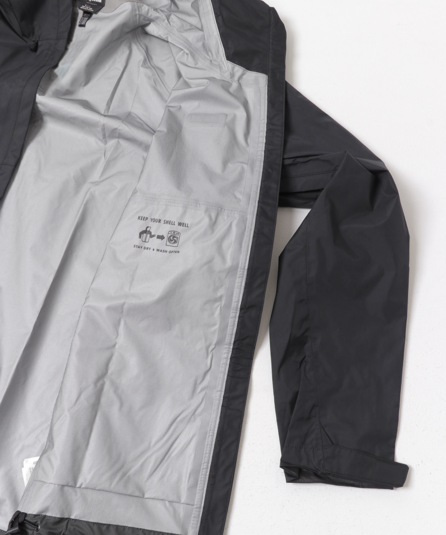 patagonia　Torrentshell 3L Rain Jacket BLK S