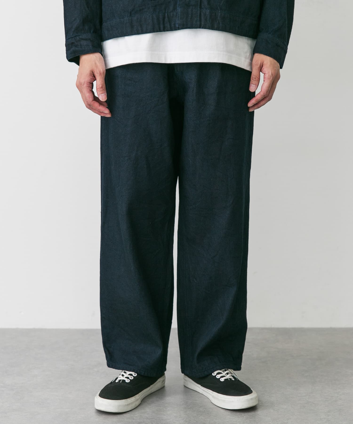DARK NAVY