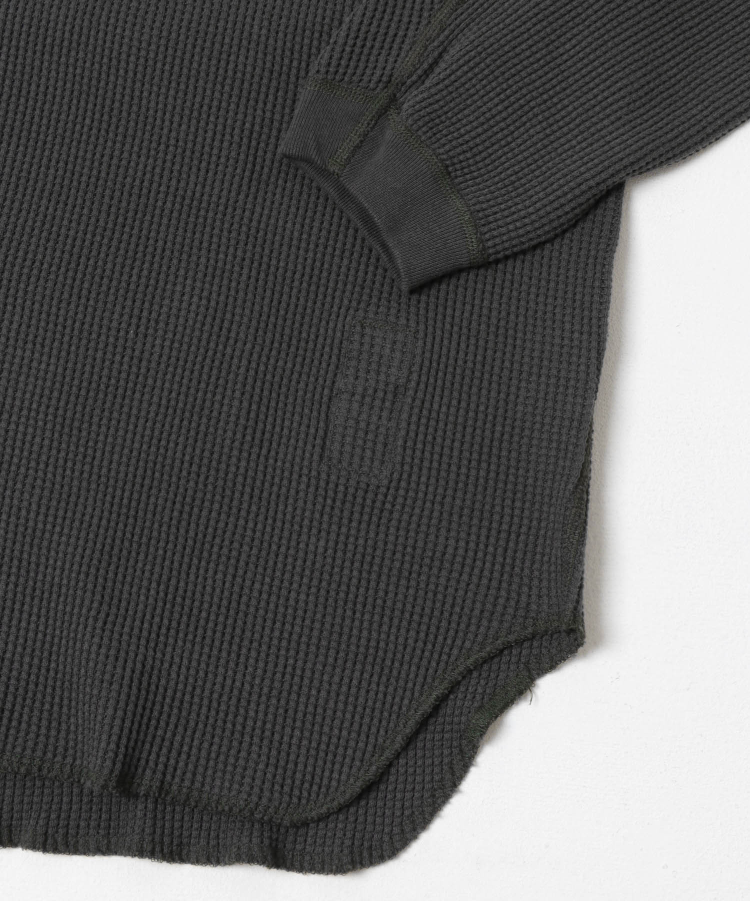 ENDS and MEANS　Waffle Thermal Long-Sleeve Chacoal M