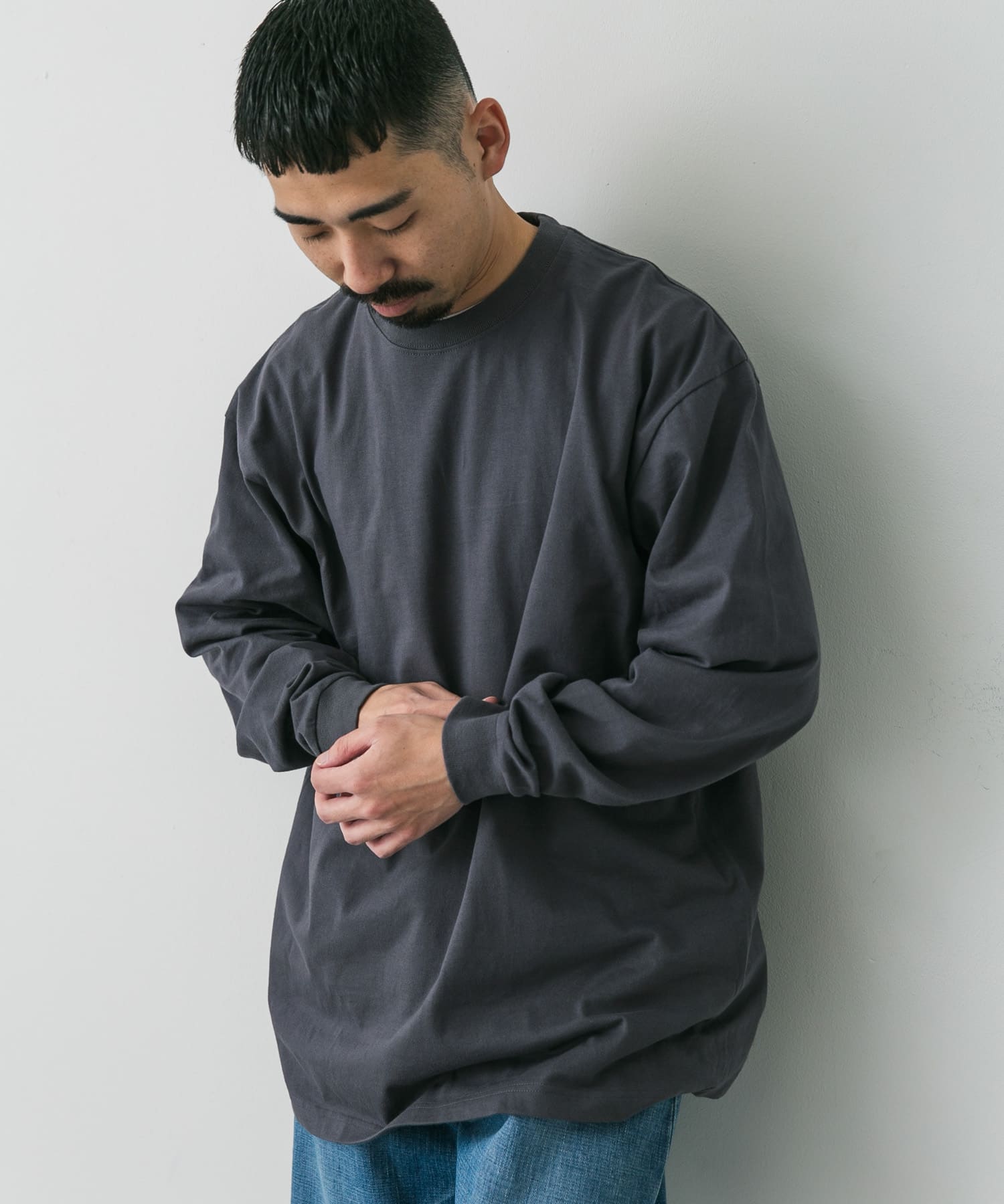 『別注』HANES×DOORS　BEEFY-T DOORS FIT LONG-SLEEVE ダークグレー M