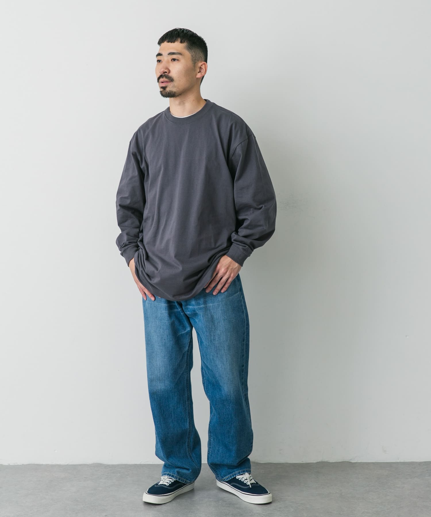『別注』HANES×DOORS　BEEFY-T DOORS FIT LONG-SLEEVE ダークグレー M