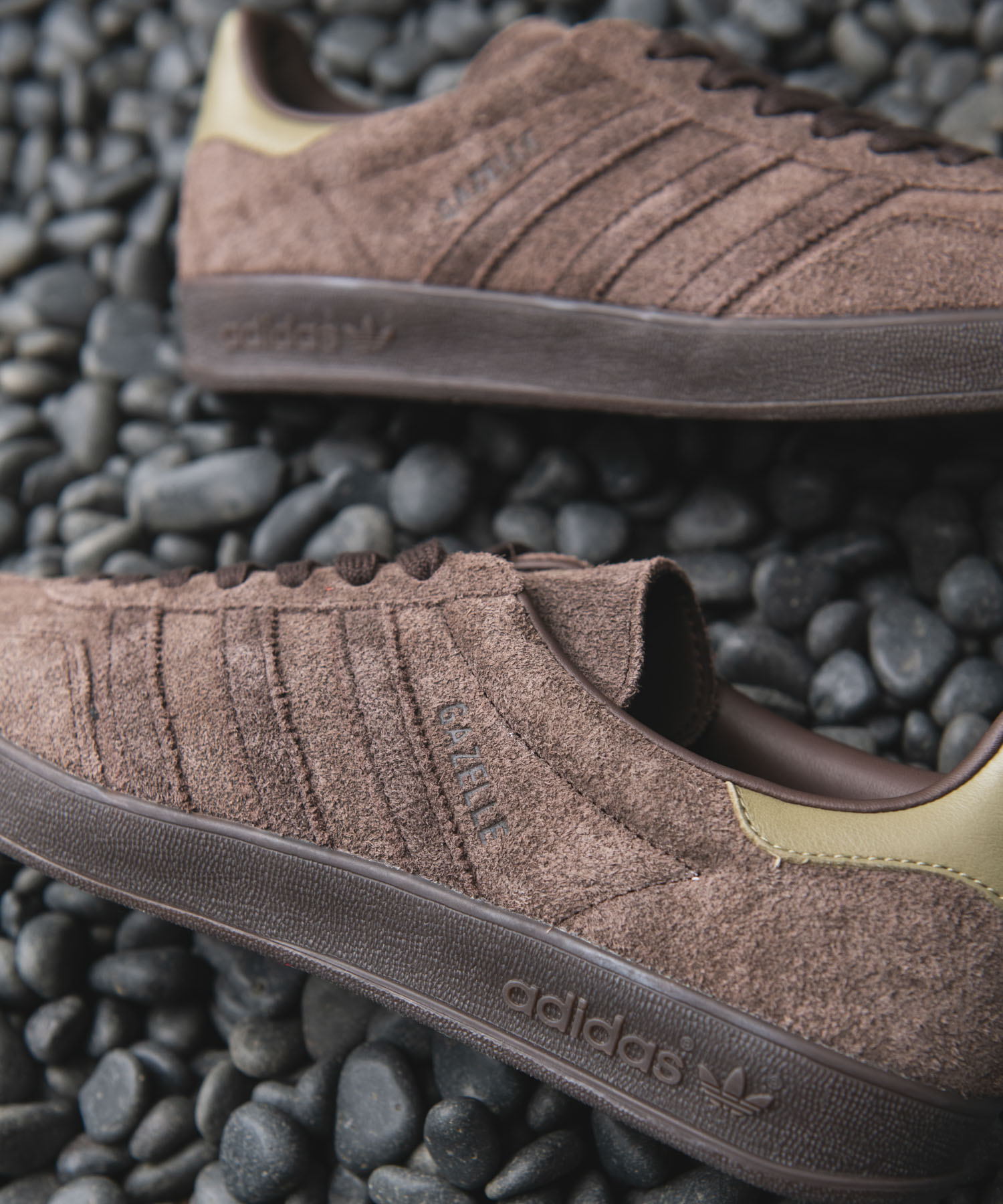adidas　Exclusive GAZELLE INDOOR ダークブラウン 25.5