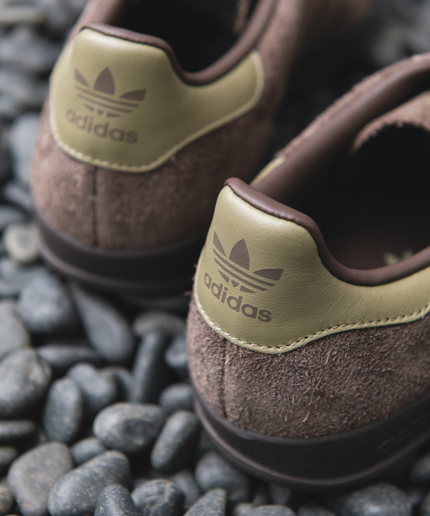 adidas　Exclusive GAZELLE INDOOR ダークブラウン 25.5