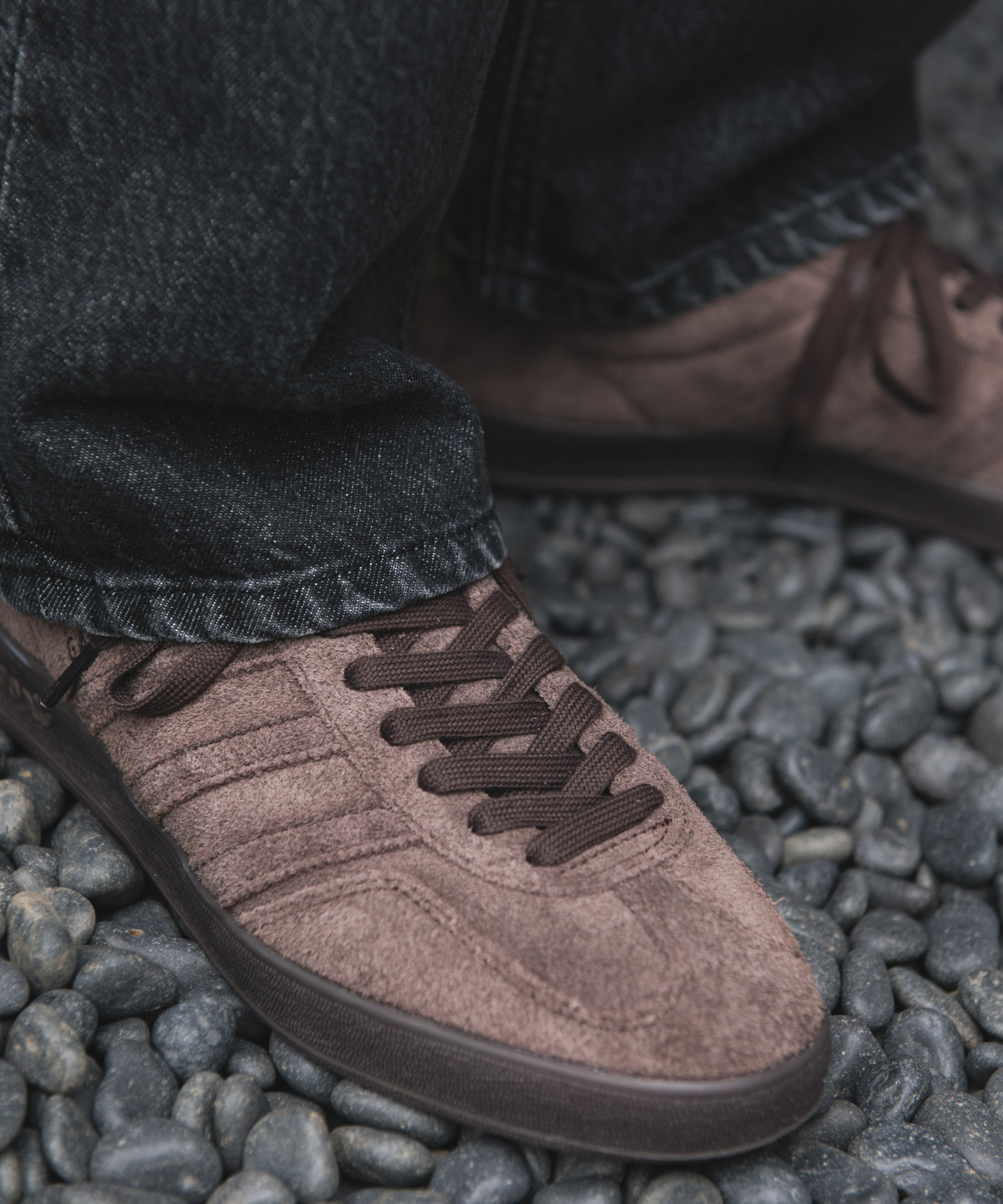 adidas　Exclusive GAZELLE INDOOR ダークブラウン 25.5