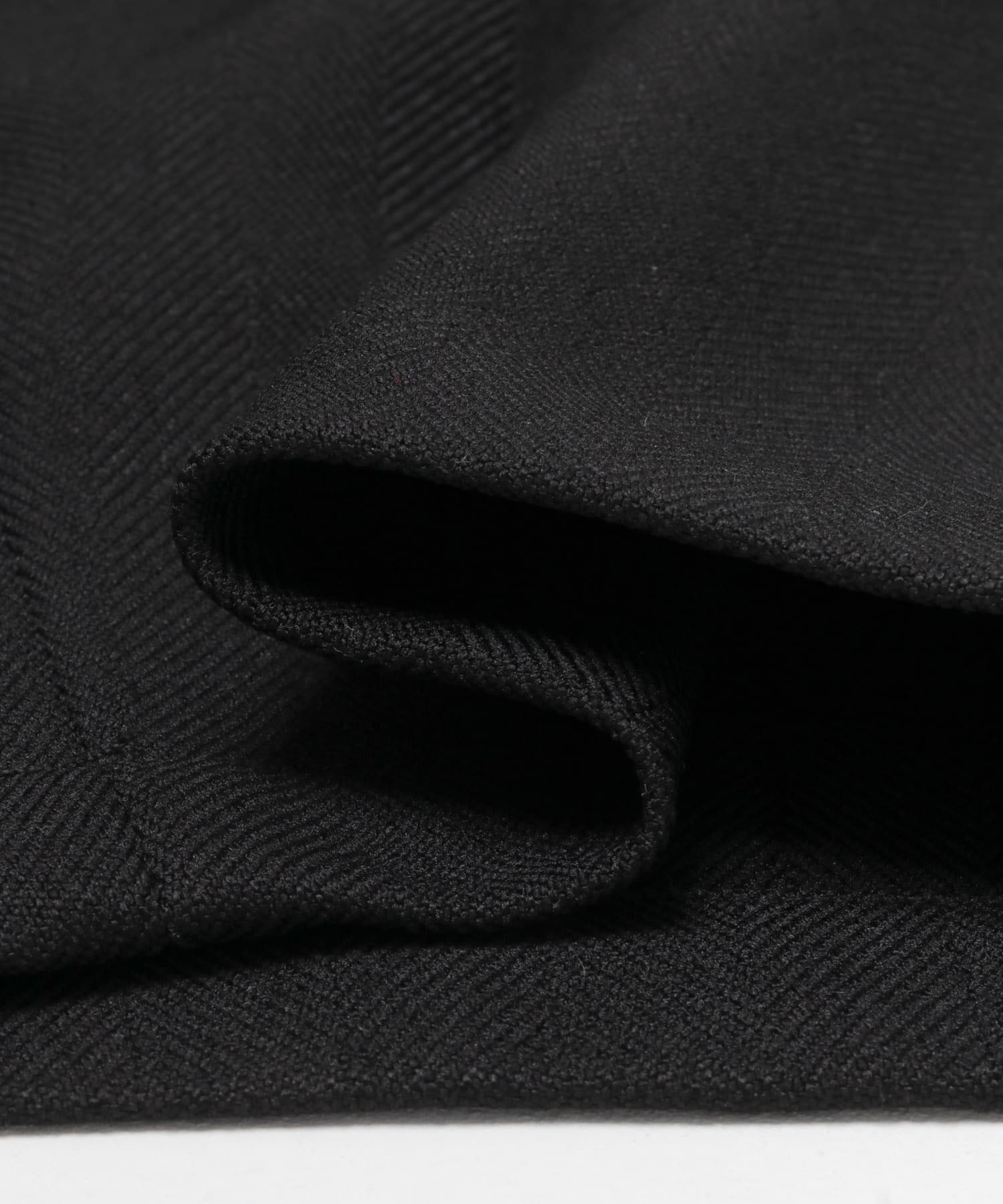 Black(K)
