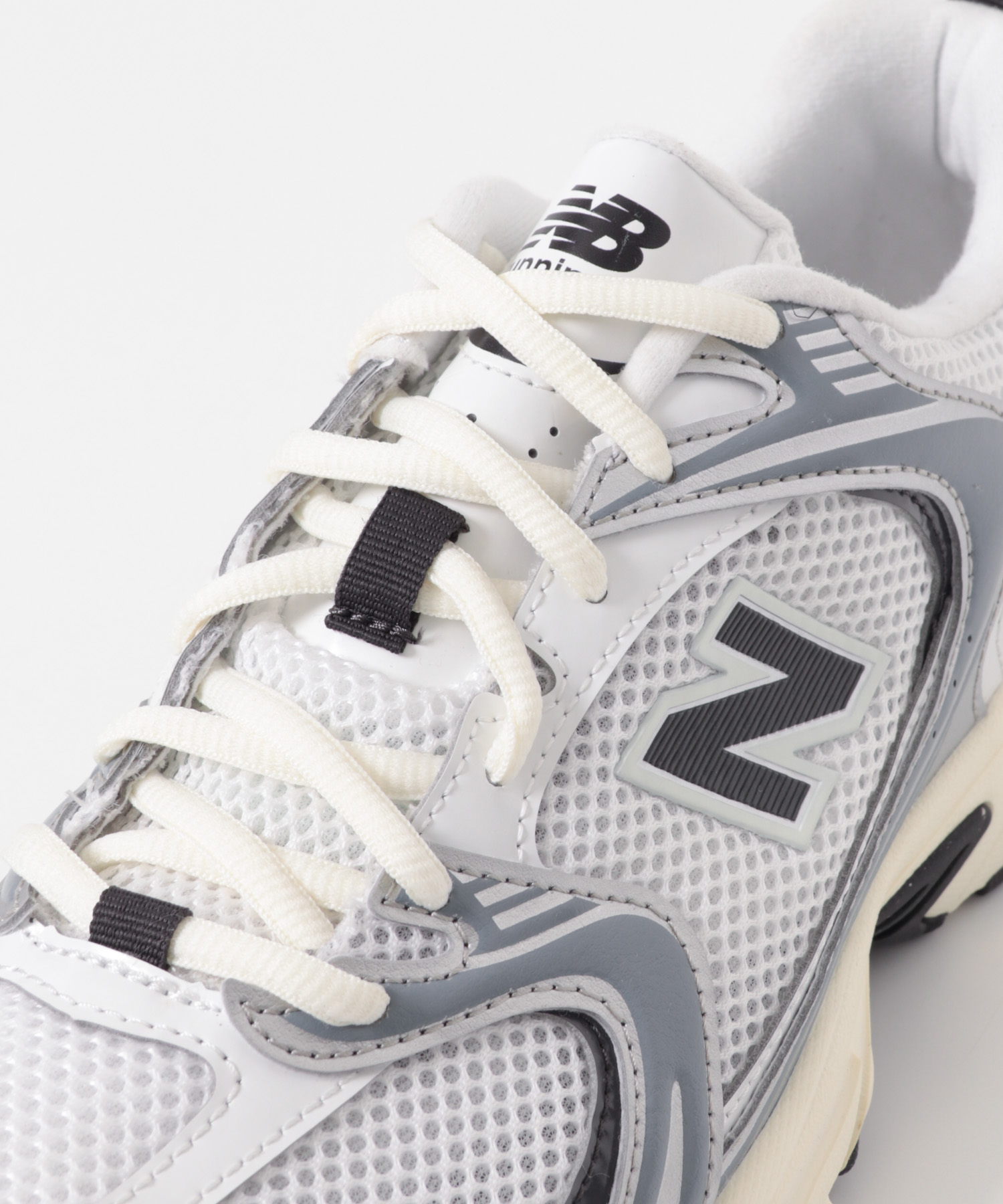 NEW BALANCE　U530ESA SLV/BLK 26