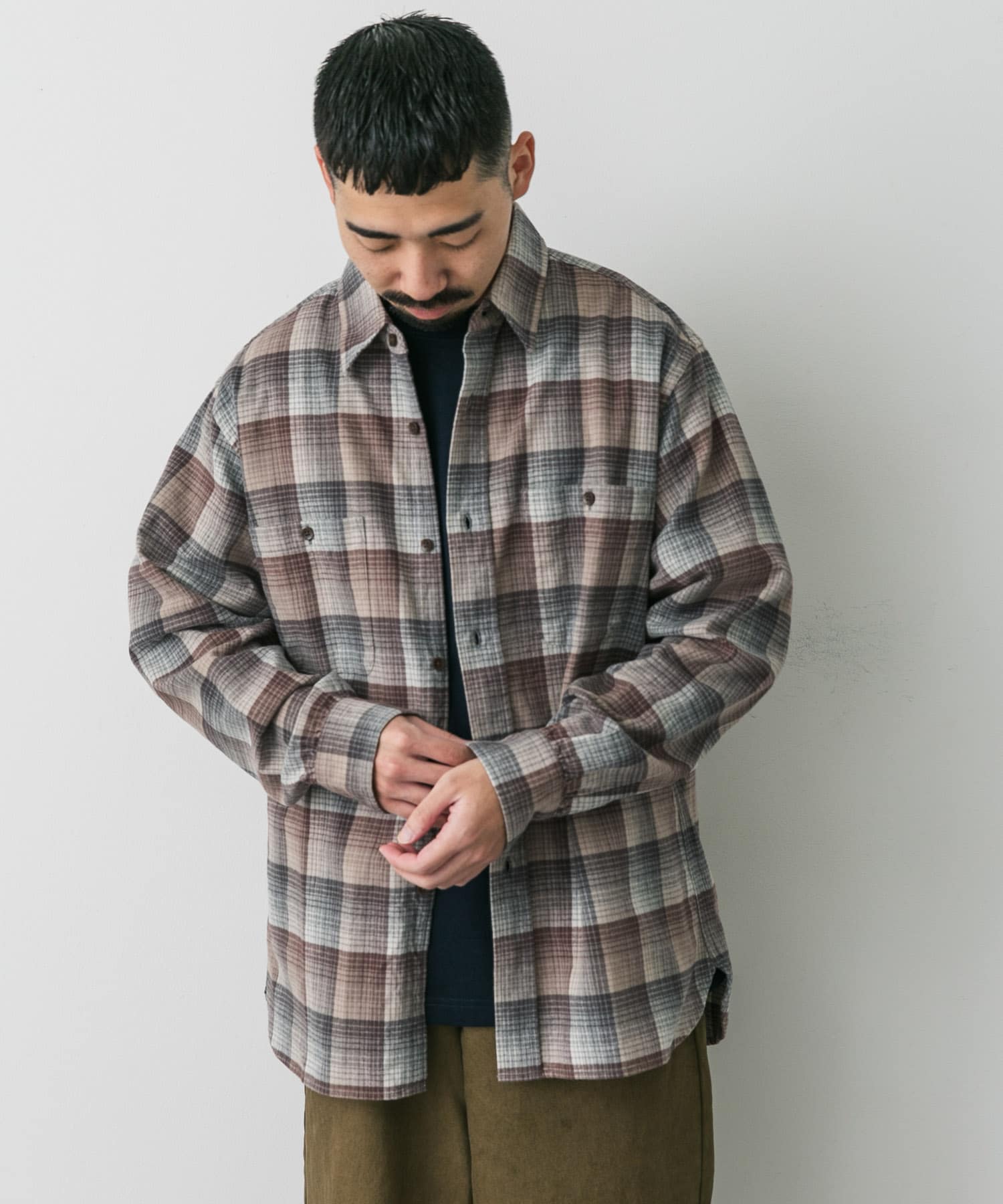 GRY/BEG