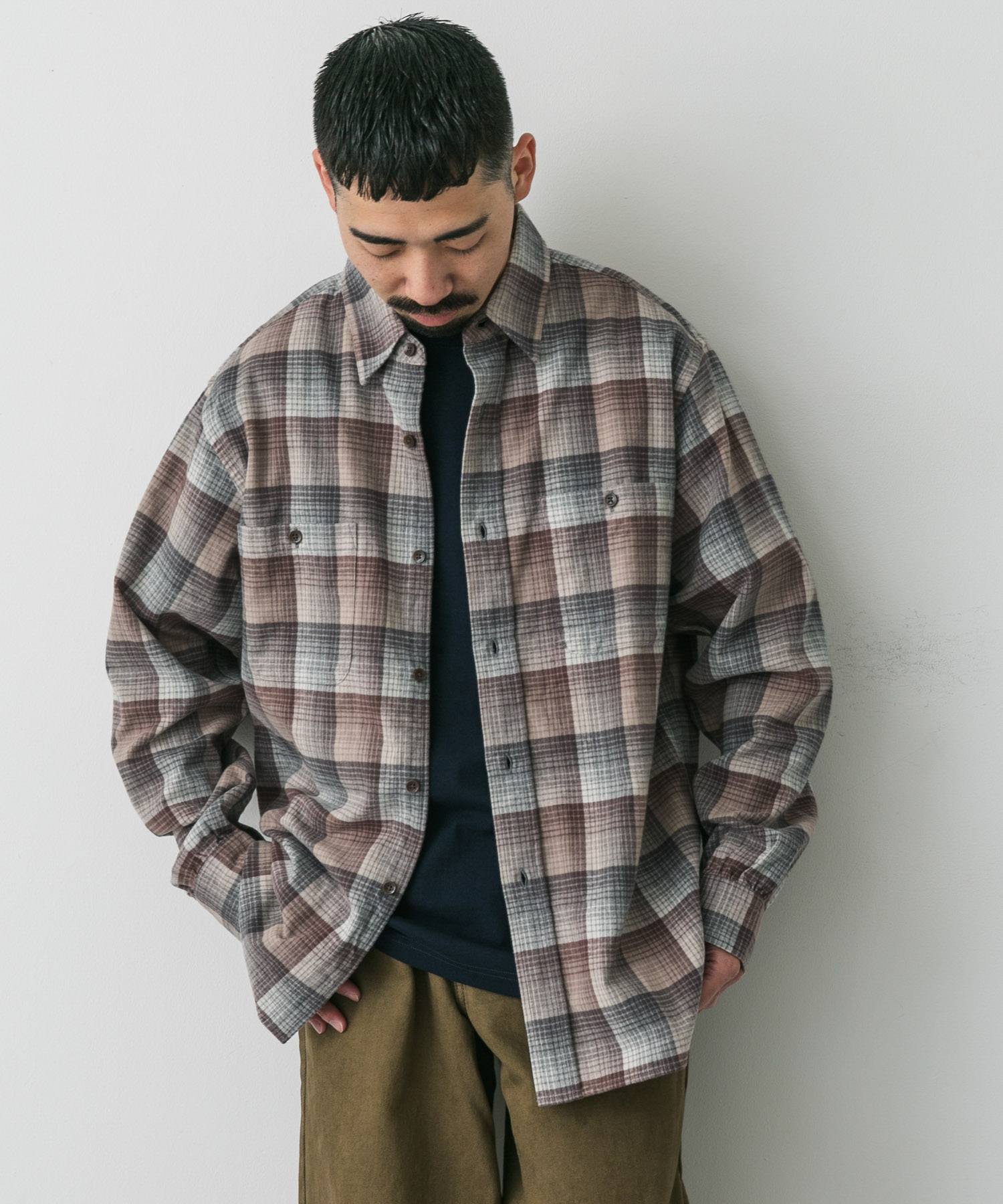GRY/BEG