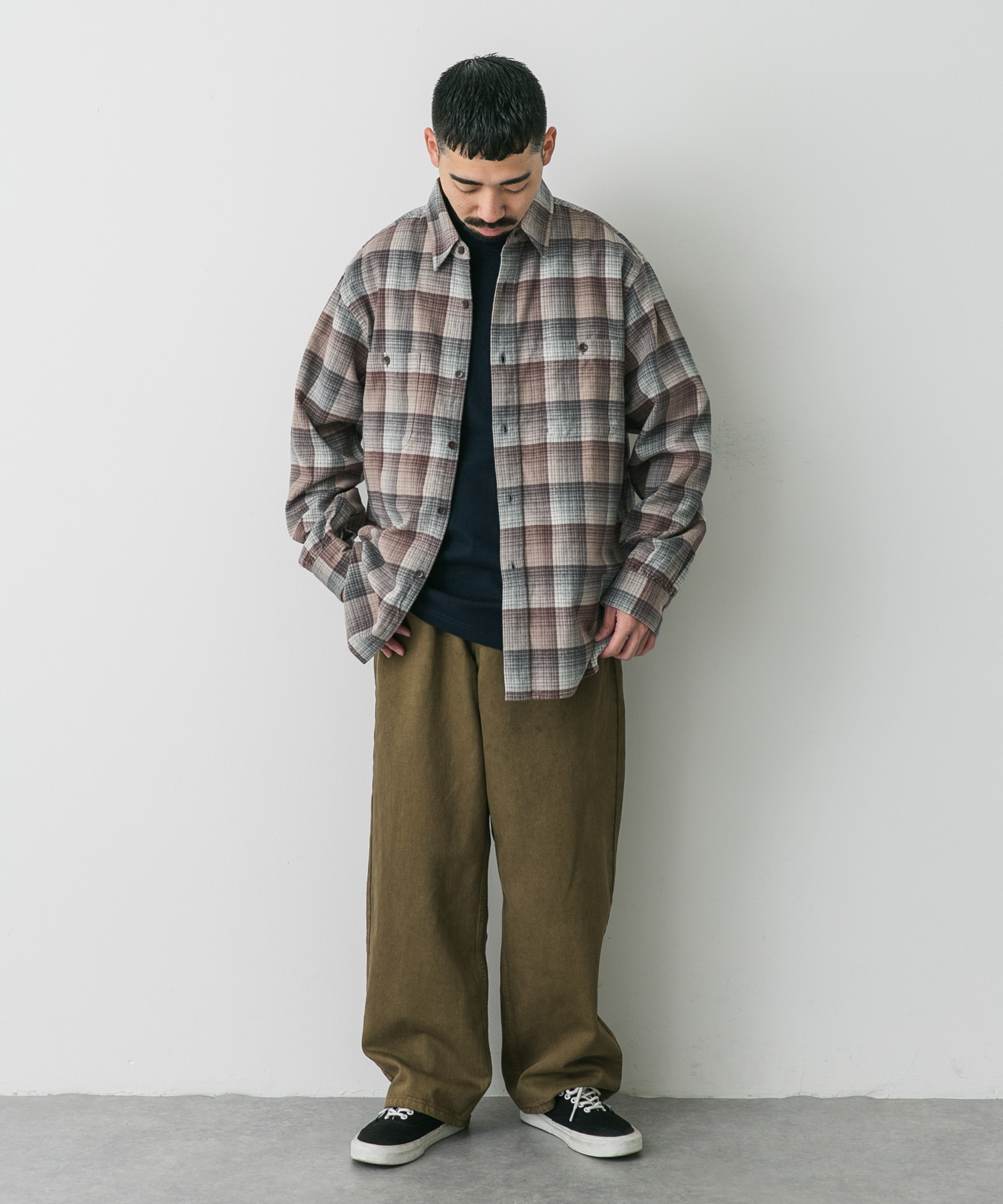 GRY/BEG
