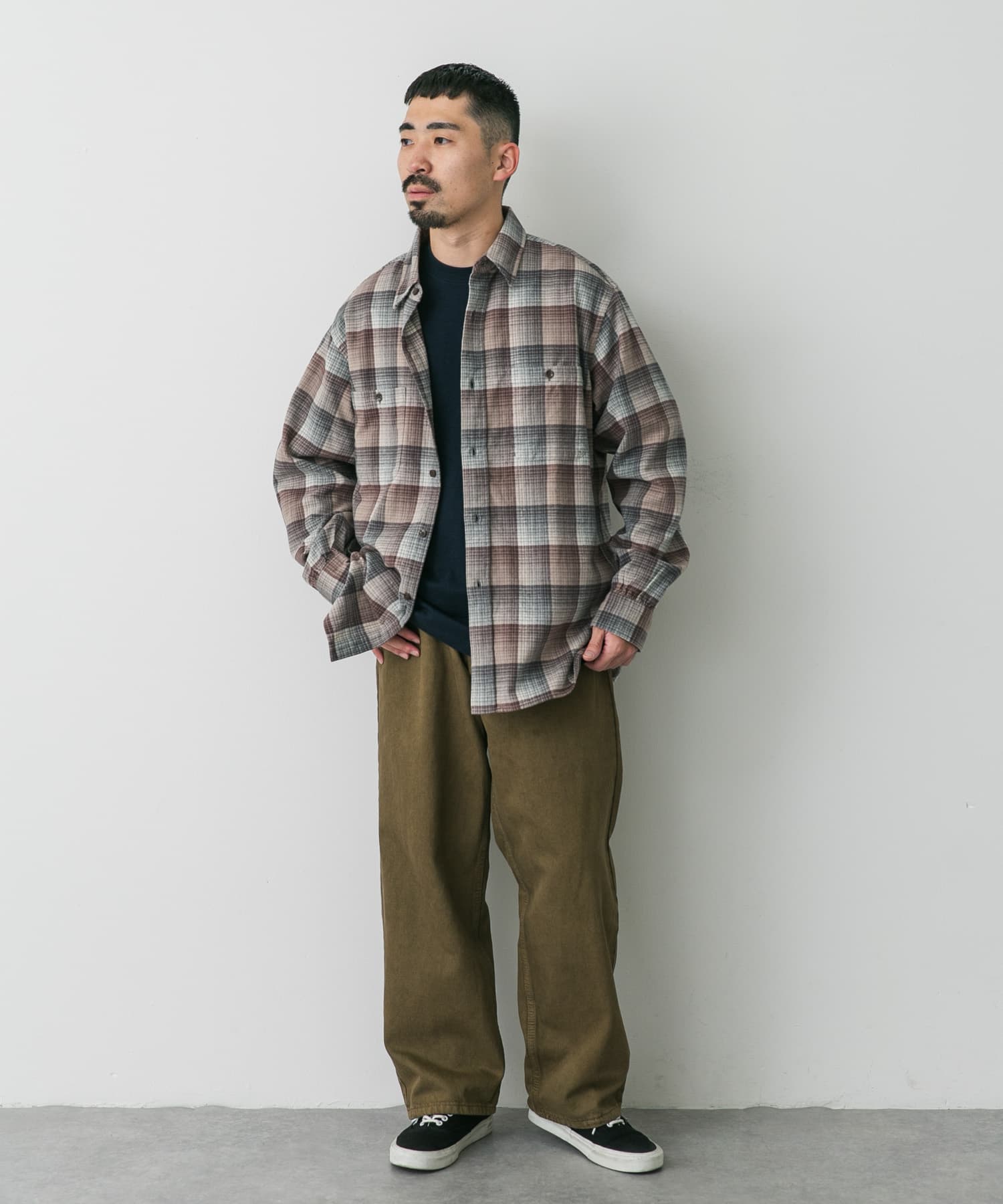 GRY/BEG