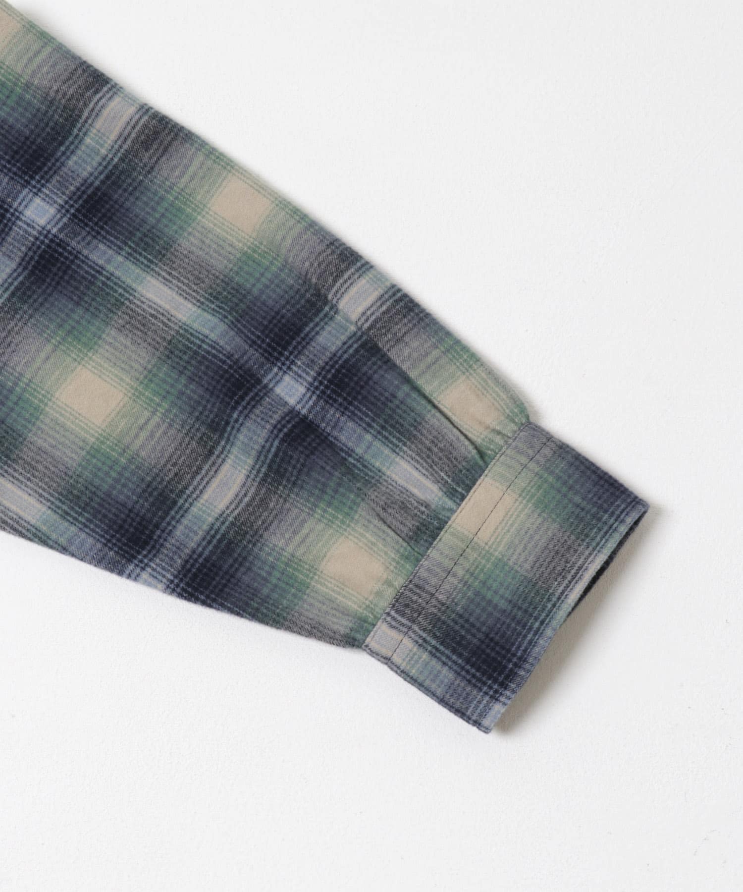 別注』PENDLETON×DOORS Guide Shirts(M GRY/BEG): トップス｜URBAN