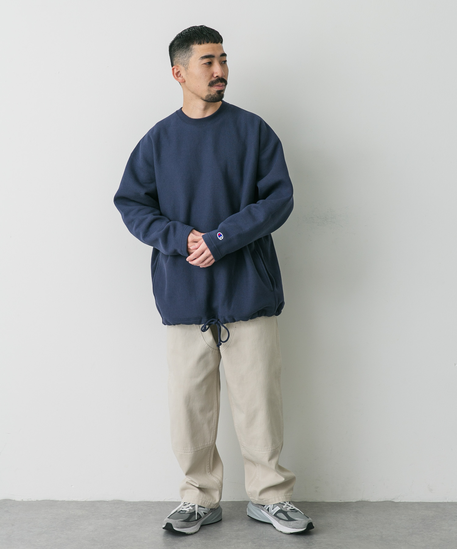 ダークネイビー