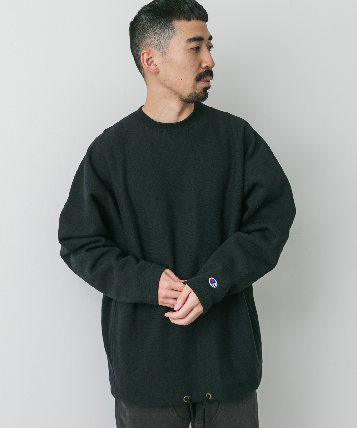 ブラック