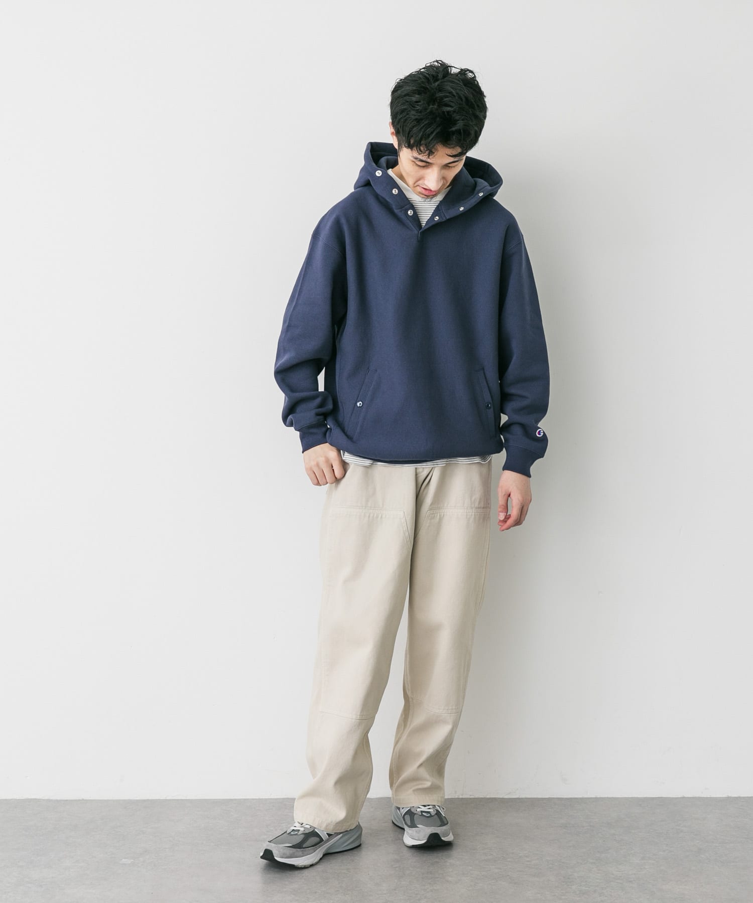 ダークネイビー