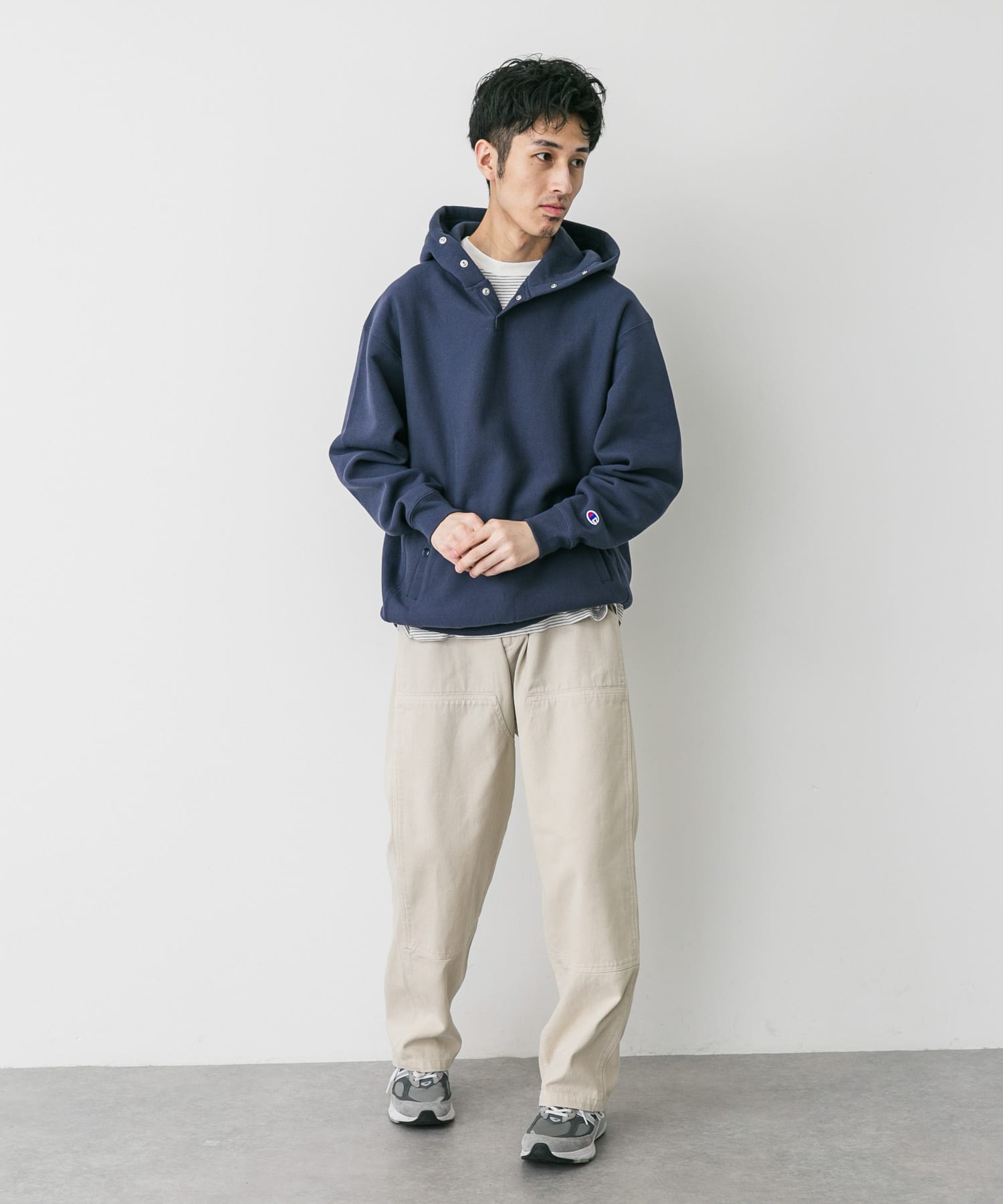 ダークネイビー