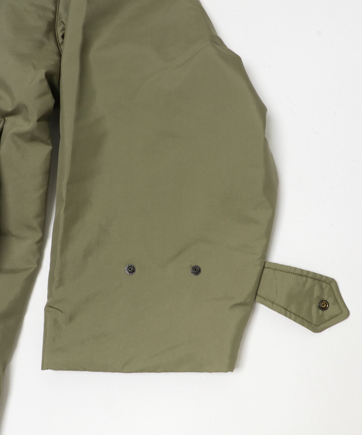 Khaki(KK)