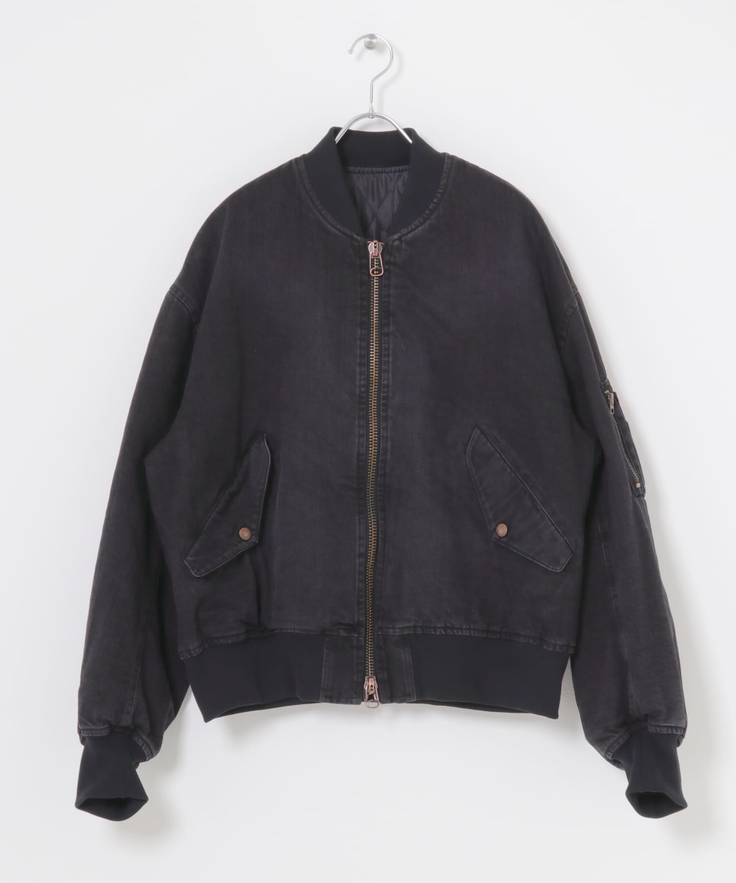 marka　PUFFEDDENIMBOMBERJACKET BLACK 2