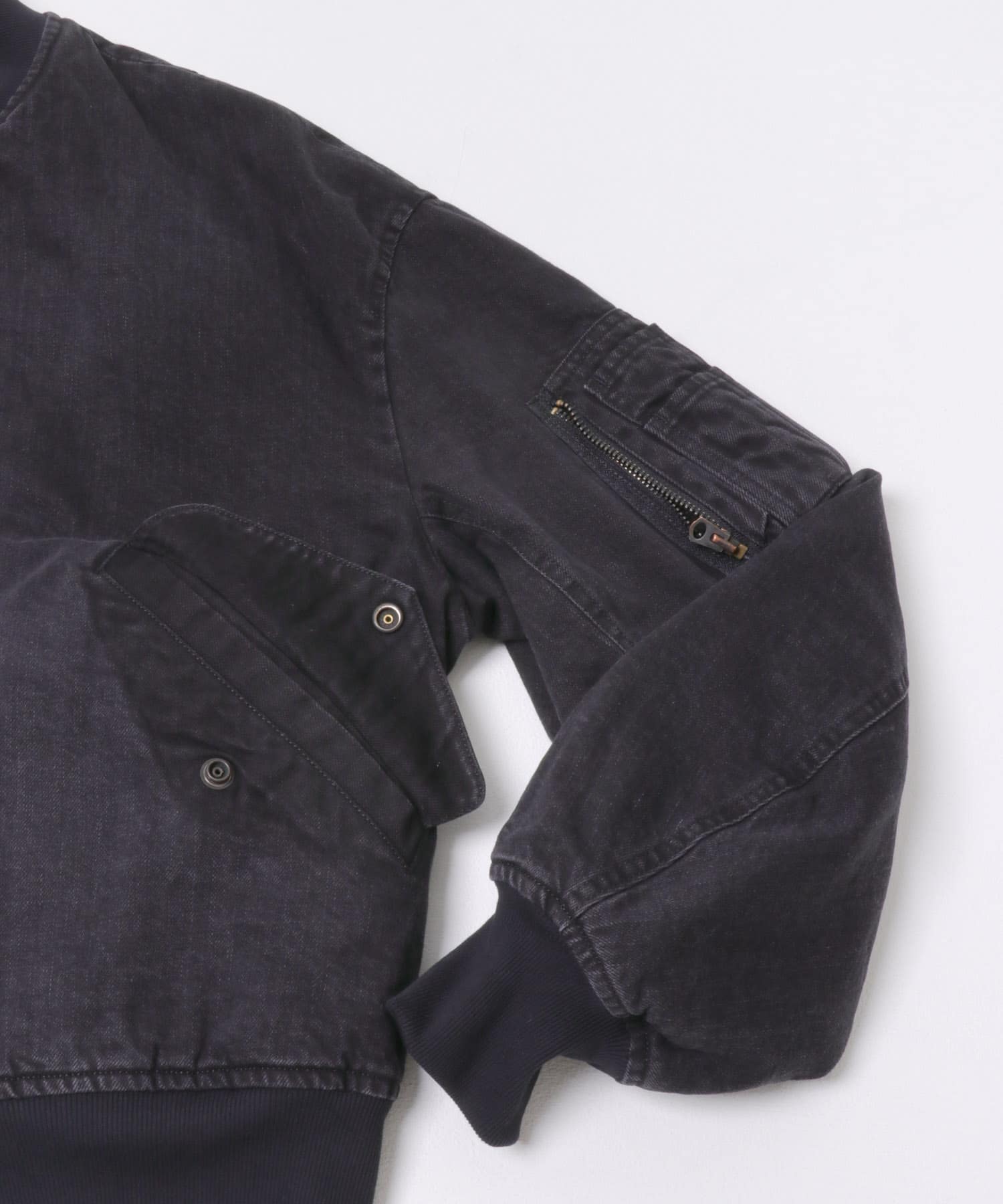 marka　PUFFEDDENIMBOMBERJACKET BLACK 2