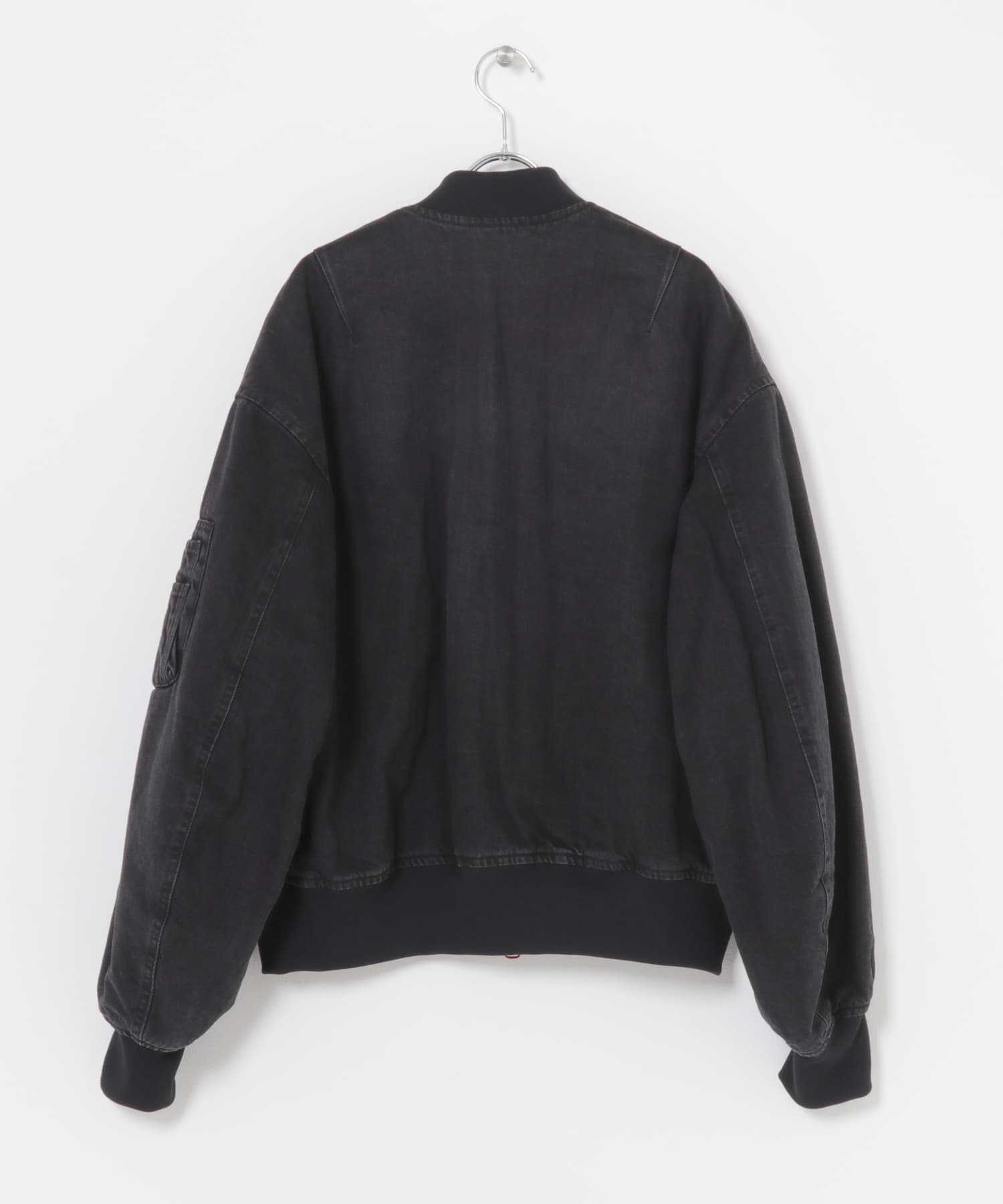 marka　PUFFEDDENIMBOMBERJACKET BLACK 2