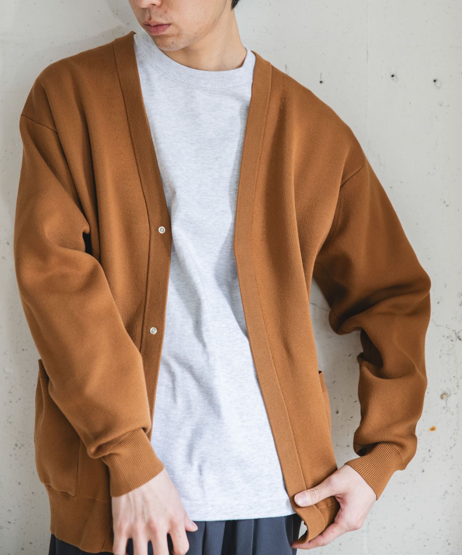 LIGHTBROWN