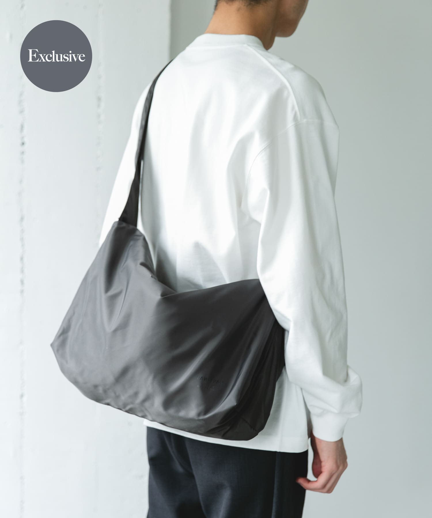別注』YAKPAK×DOORS SHOULDER BAG M(- BLACK): バッグ｜URBAN RESEARCH