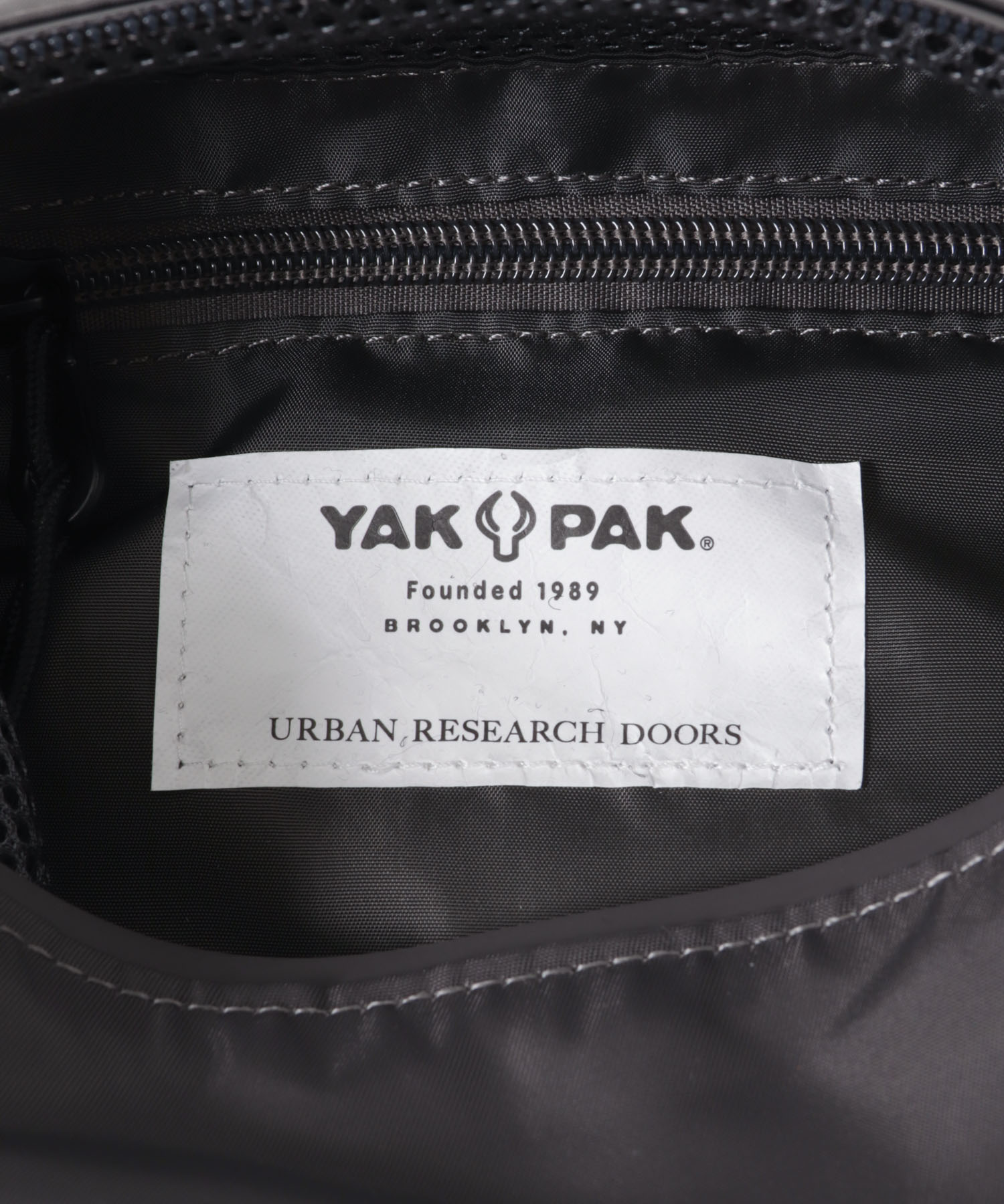 『別注』YAKPAK×DOORS　SHOULDER BAG S CHARCOAL -