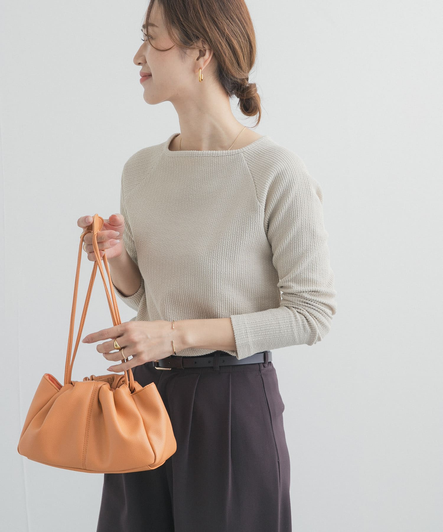 L.BEIGE
