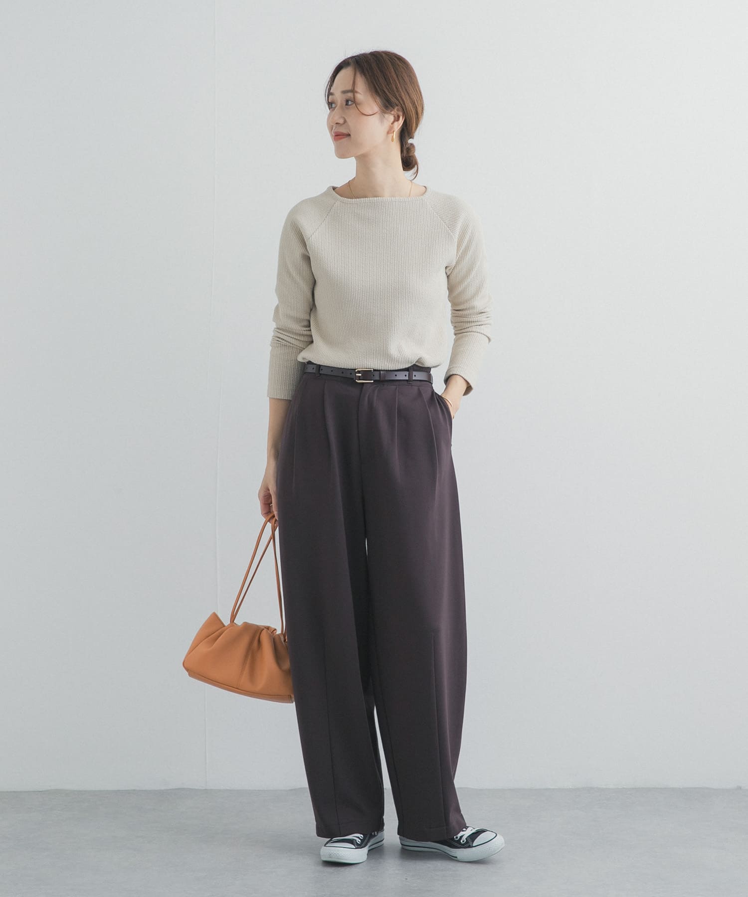 L.BEIGE