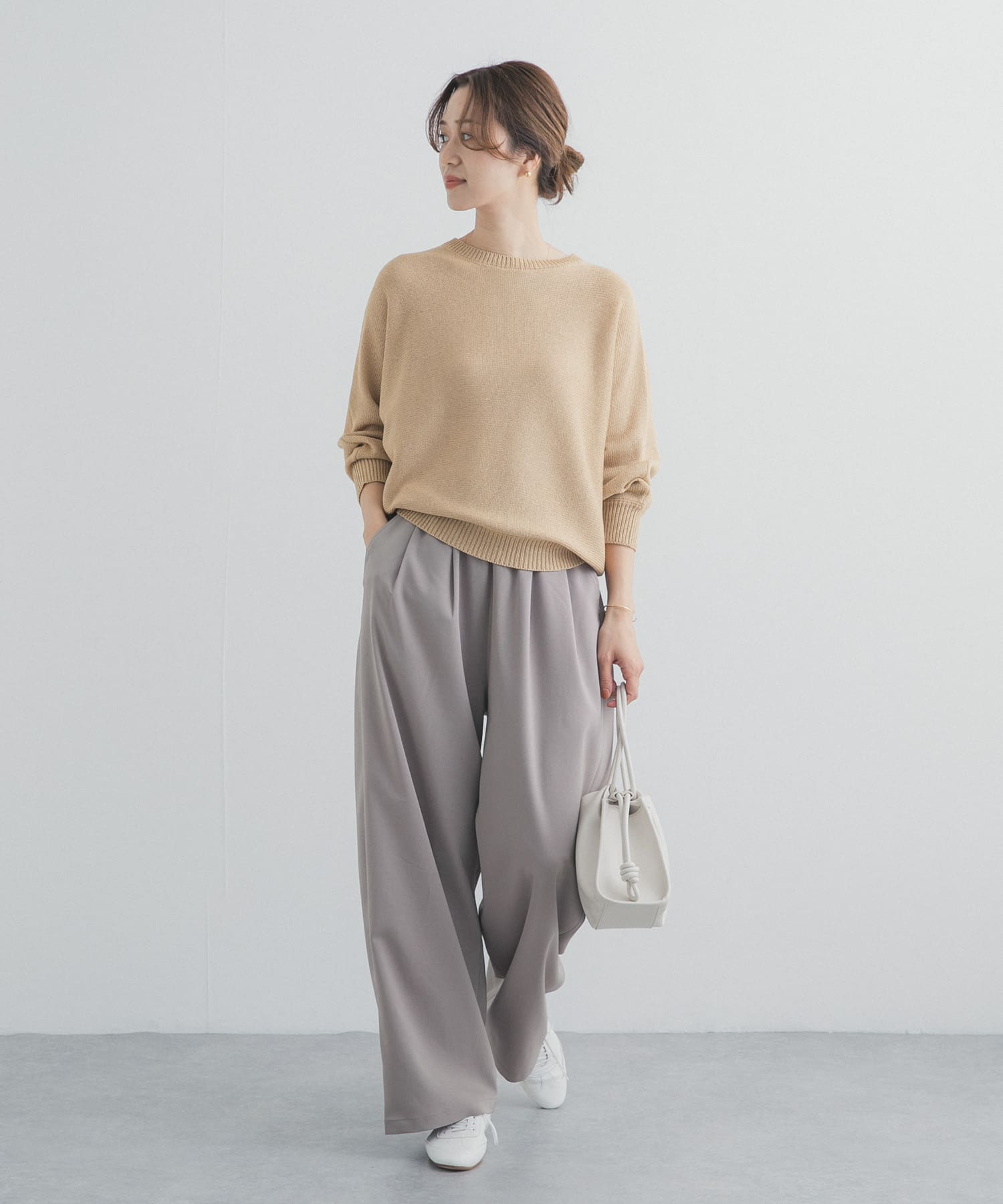 Y.BEIGE