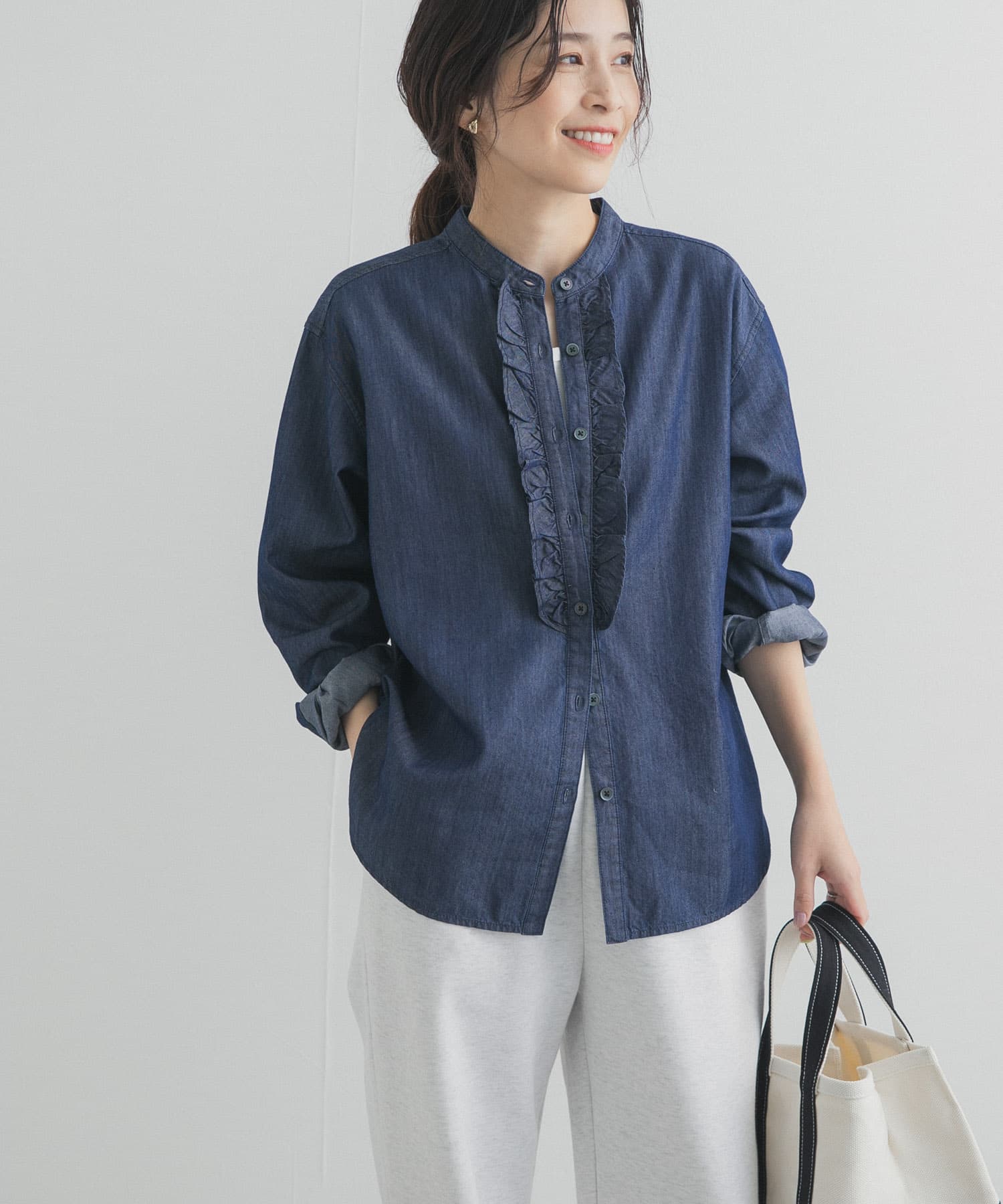 フロントフリルシャツ