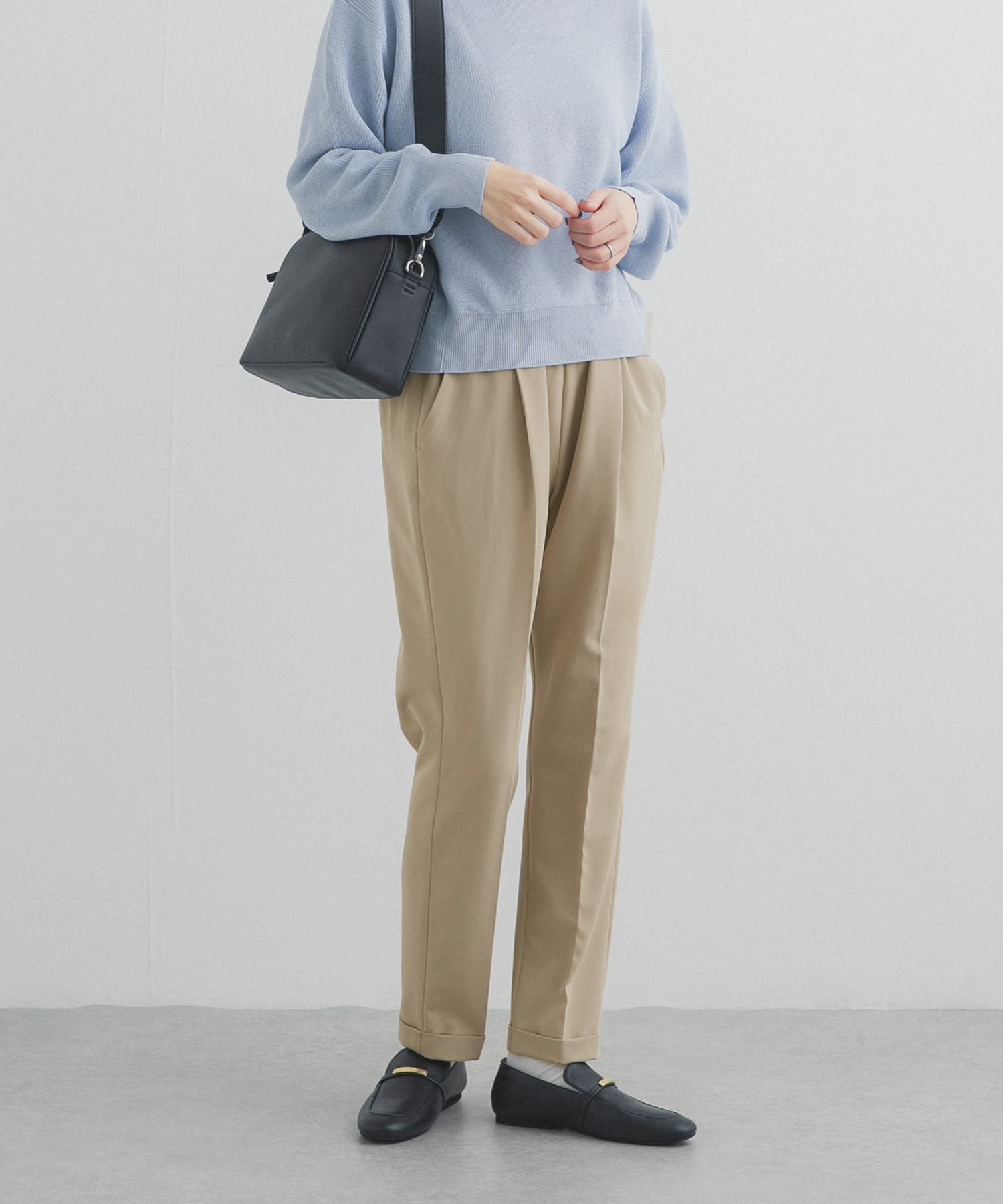 ストレッチテーパードイージーパンツ(XS NAVY): ボトム｜URBAN