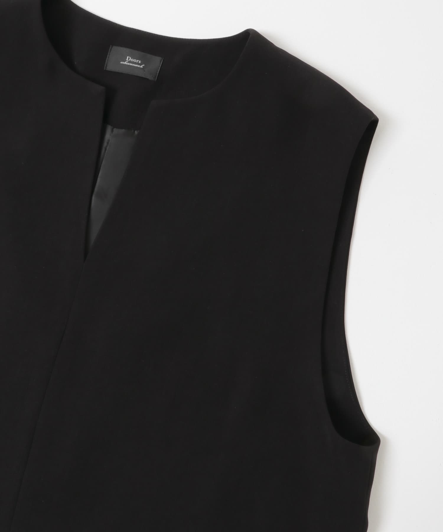 スリットネックベスト BLACK Free