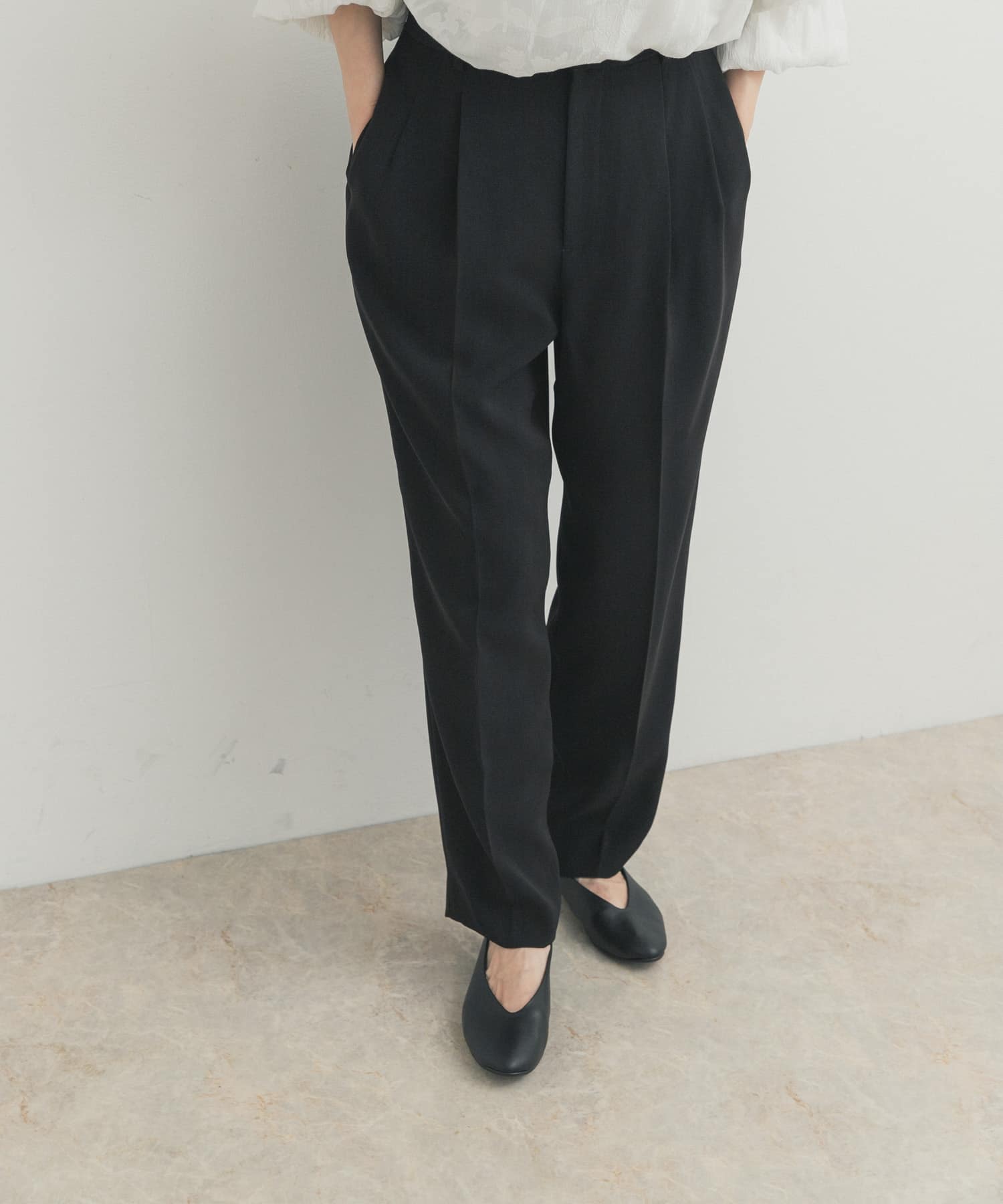 Vカットパンプス BLACK 36