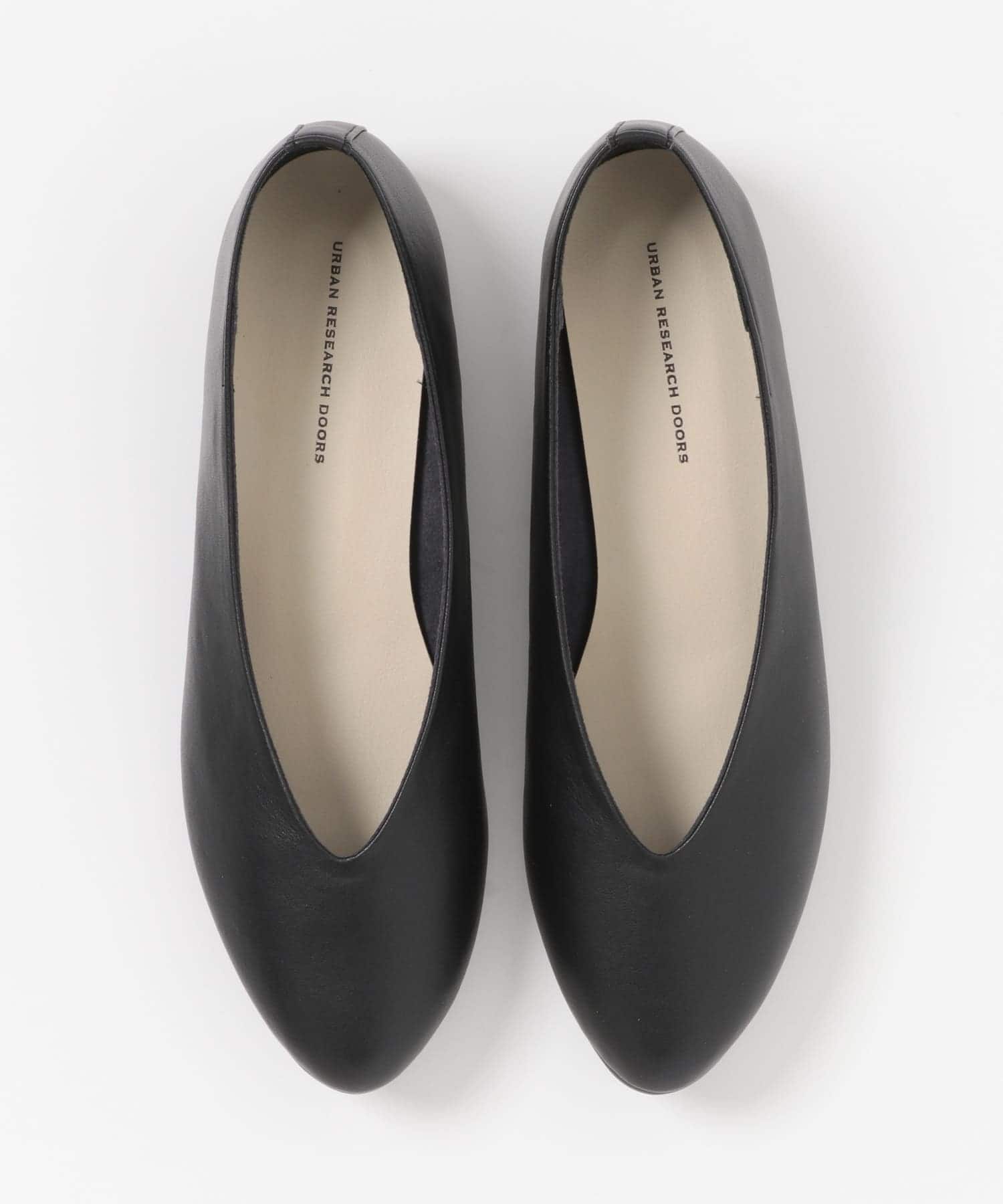 Vカットパンプス BLACK 36